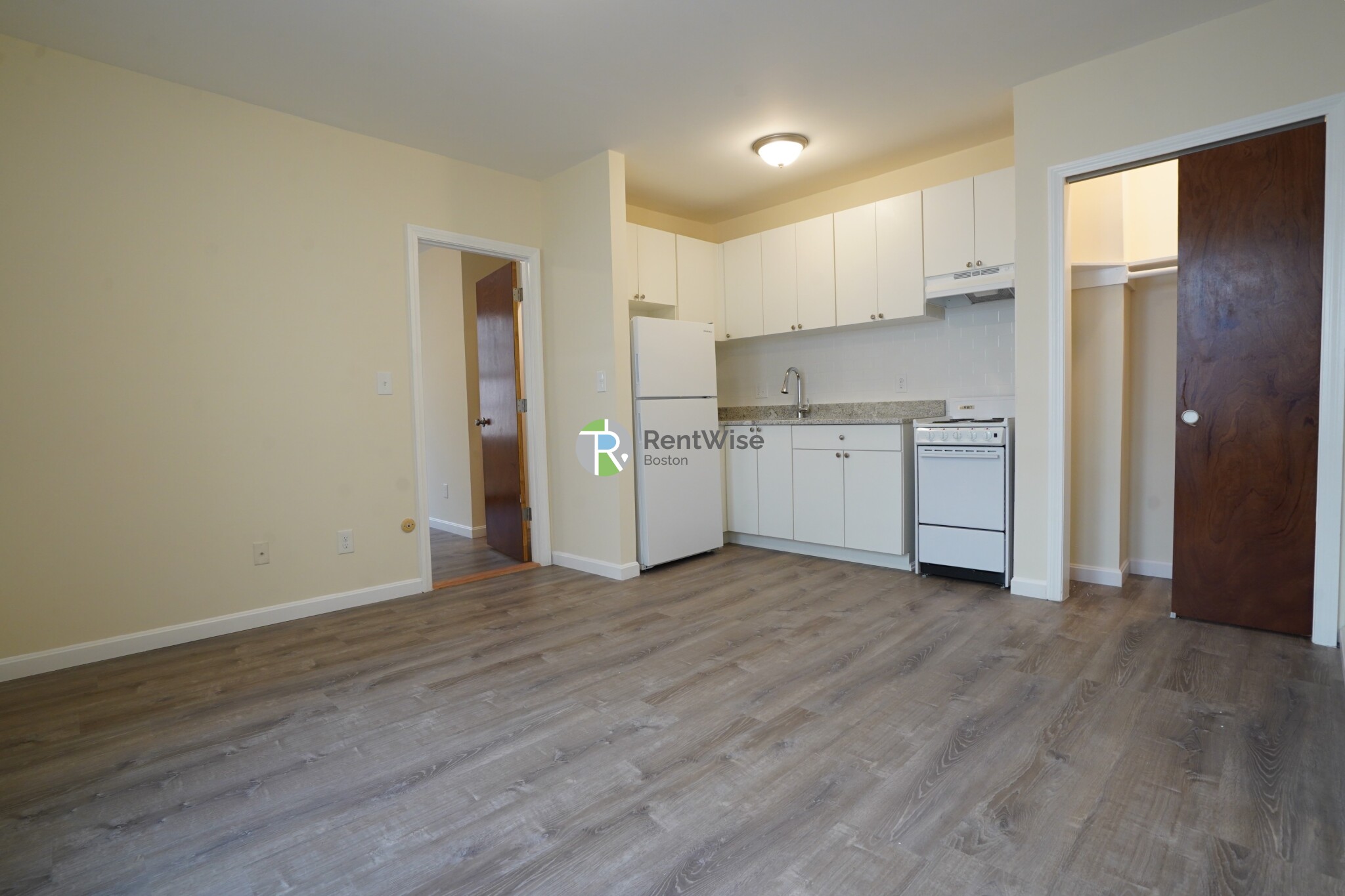 78 South Huntington Ave, Mission Hill