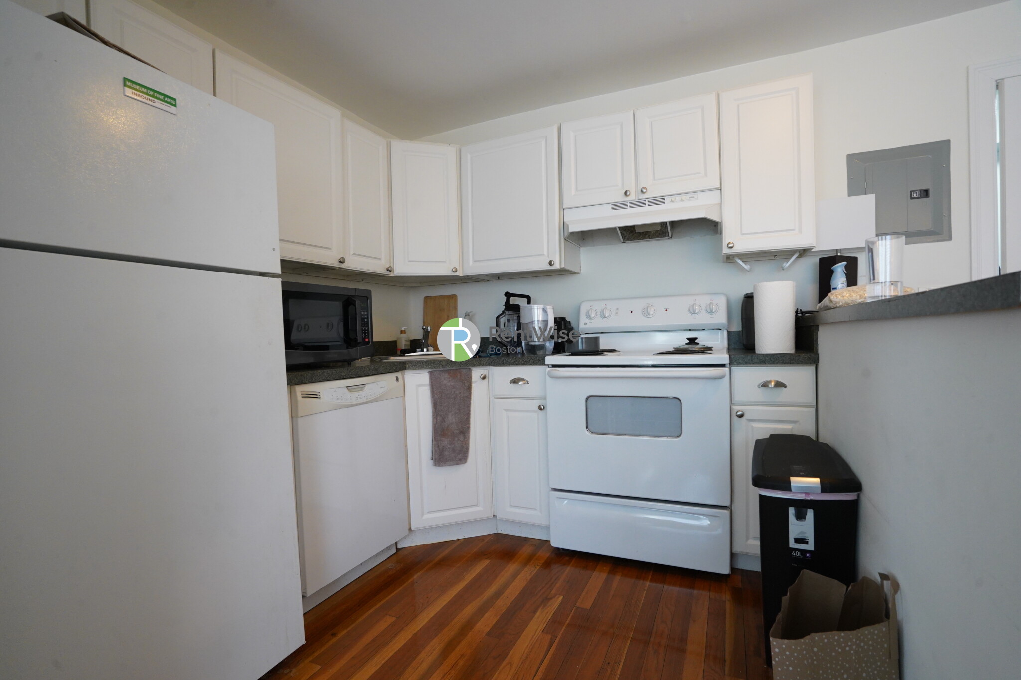 8 Griggs St, Allston