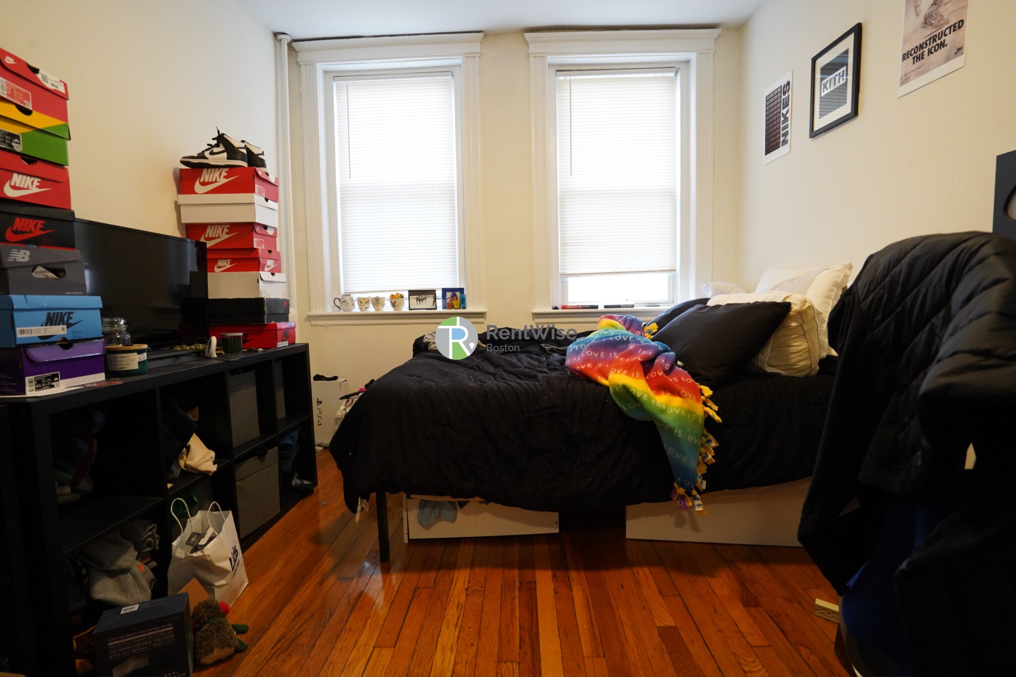 6 Camelot Ct, Brighton