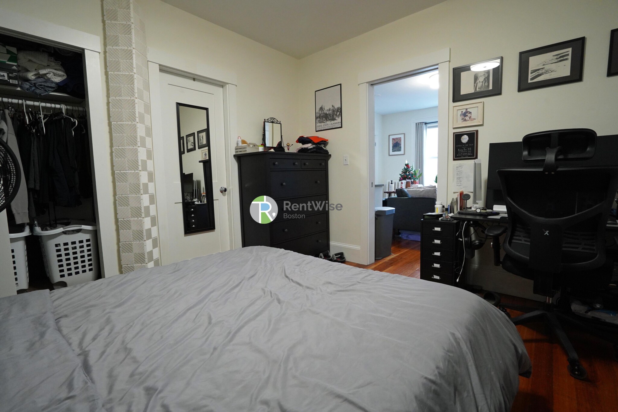 83 Harvard St, Brookline Village