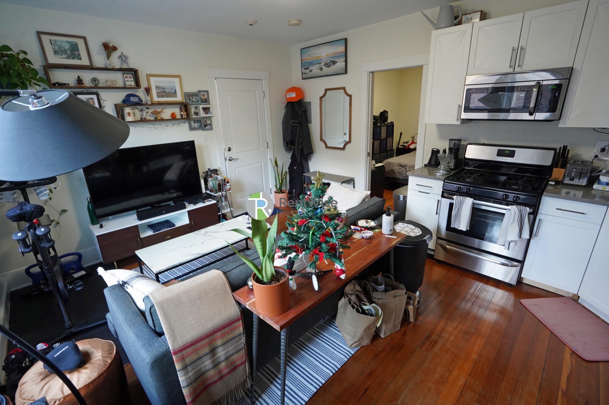 83 Harvard St, Brookline Village