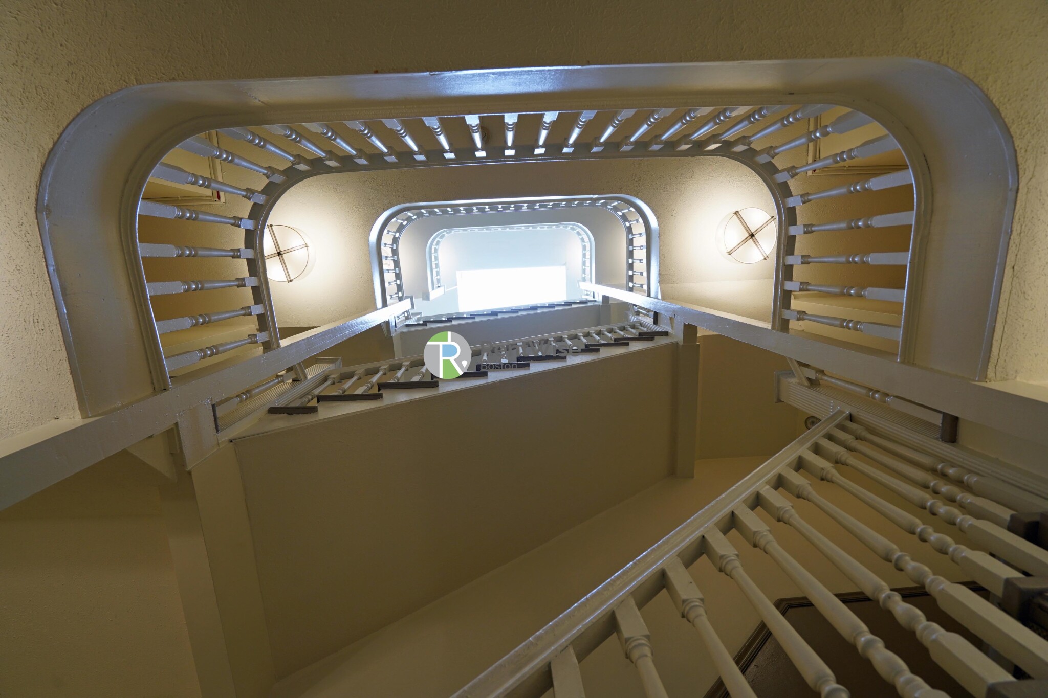 15 Edgerly Rd, Fenway