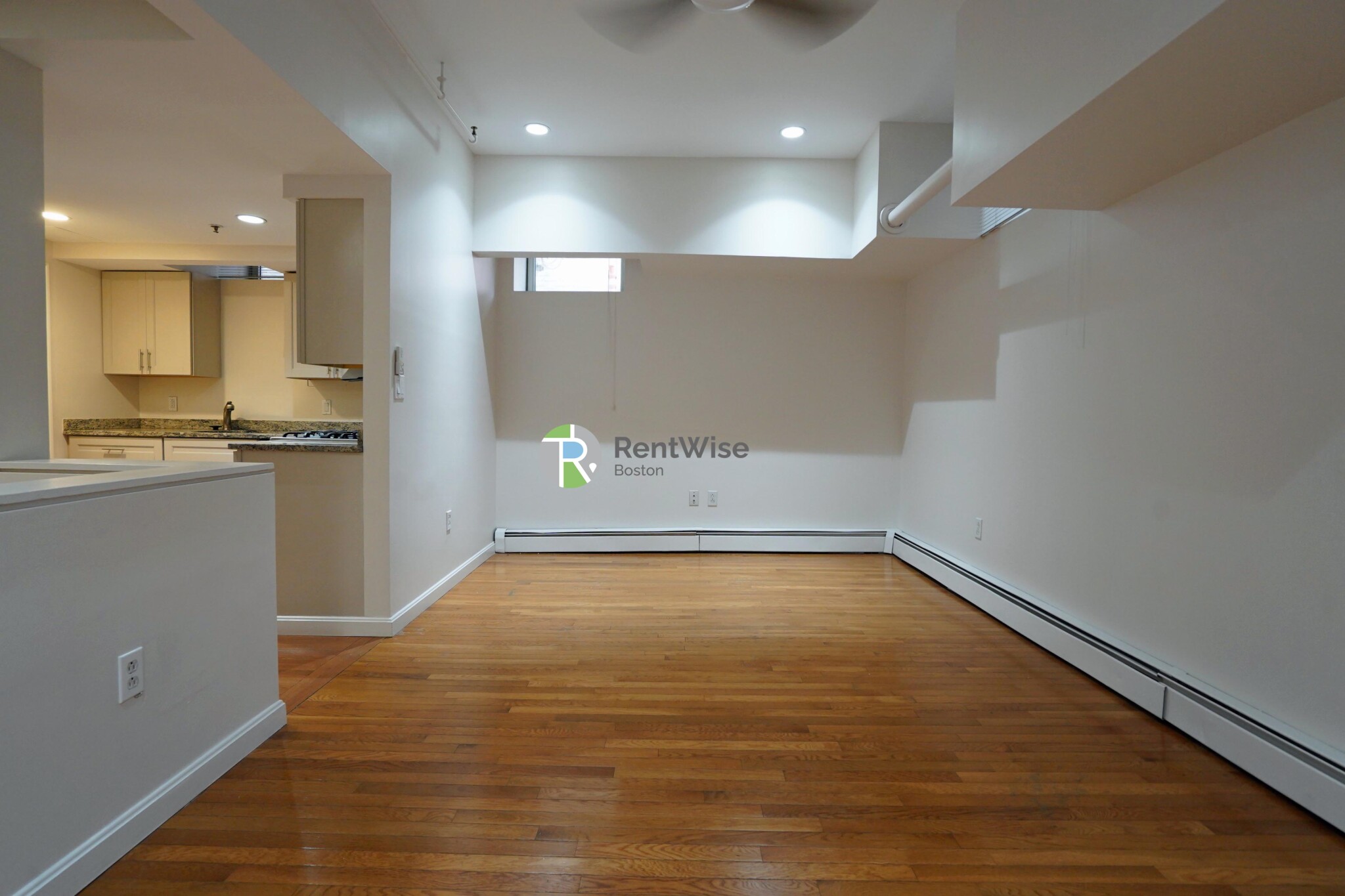 15 Edgerly Rd, Fenway