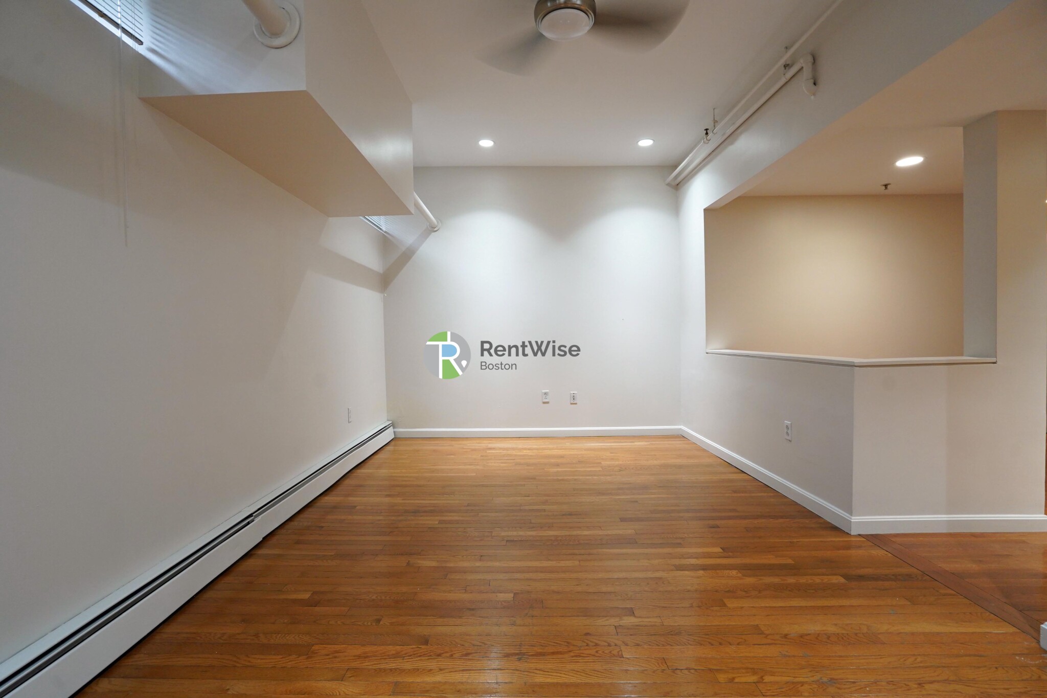 15 Edgerly Rd, Fenway