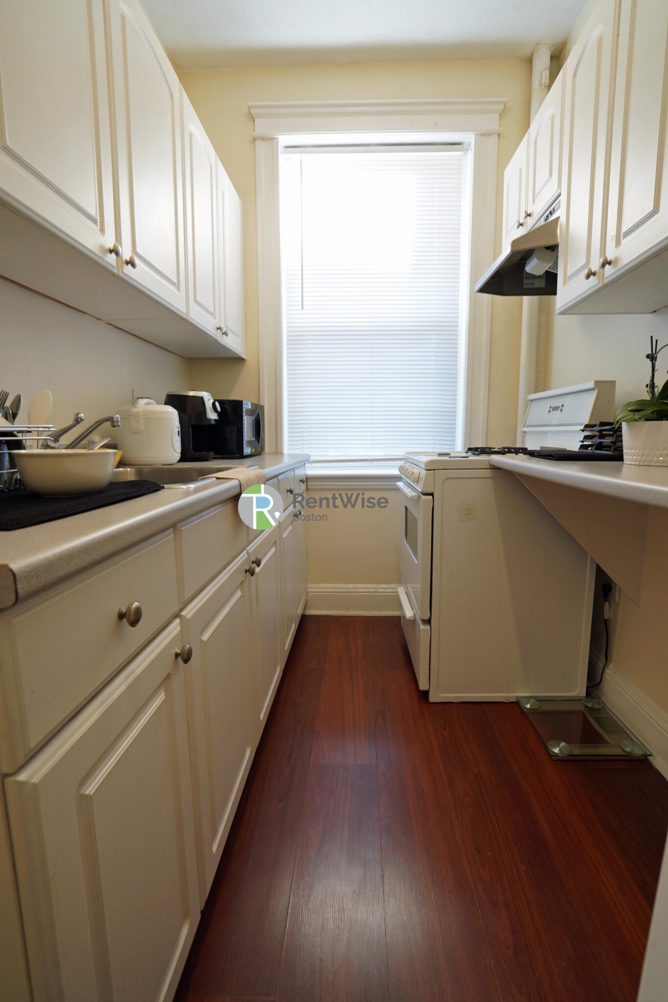 1846 Commonwealth Ave, Brighton