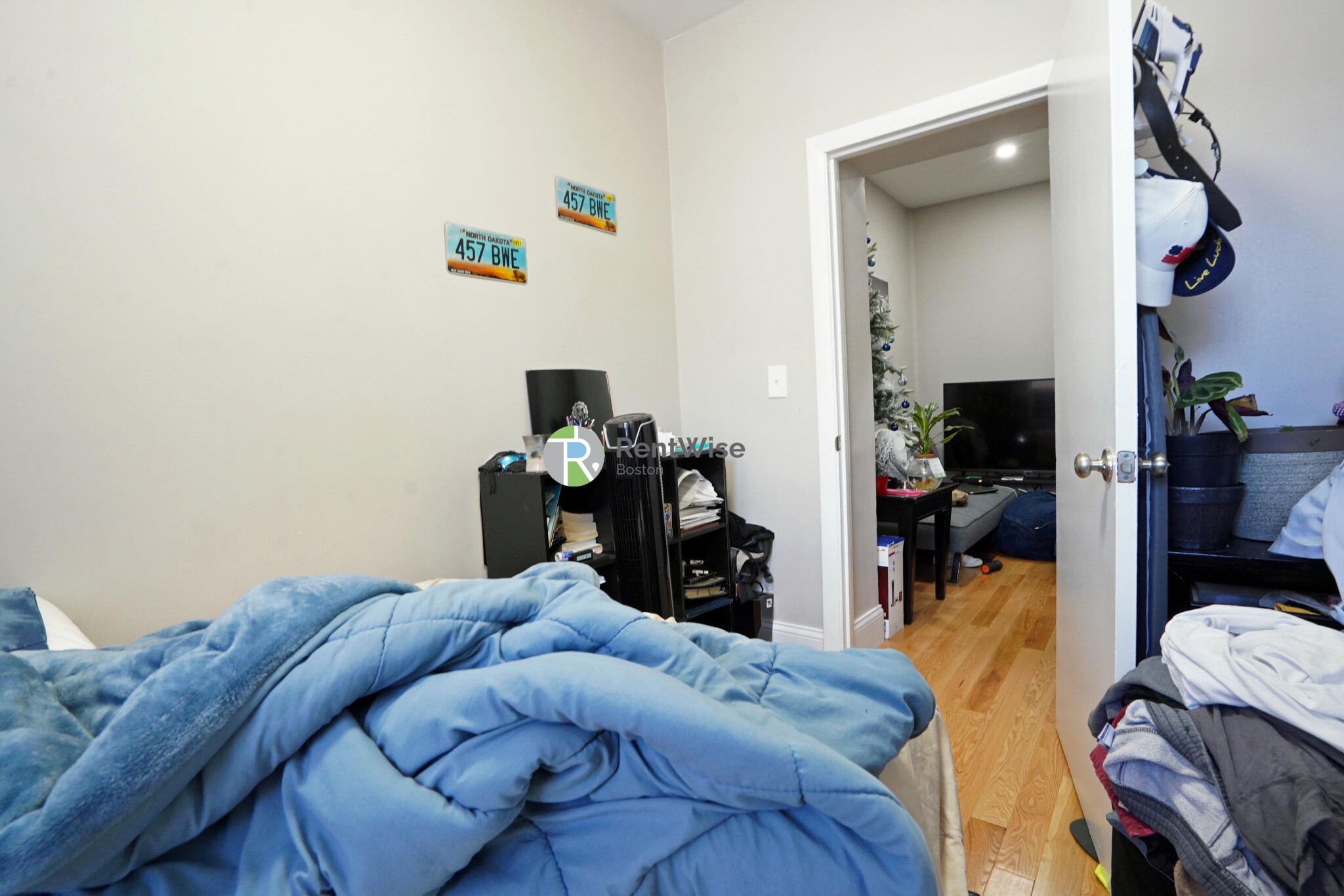 50 Park Vale Ave, Allston