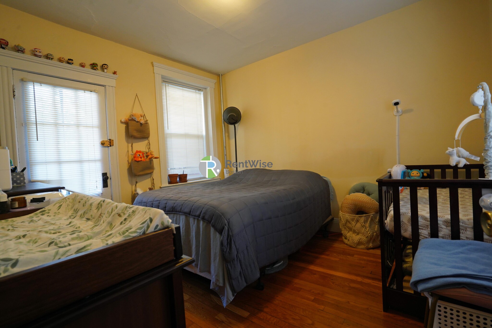 40 Quint Ave, Allston