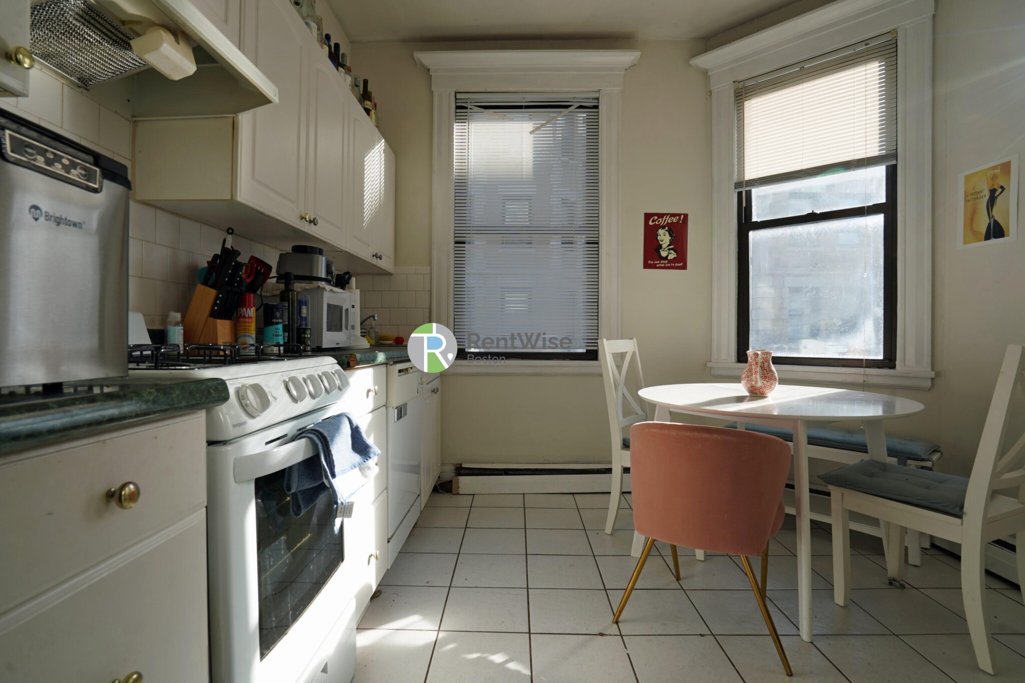 72 Gardner St, Allston