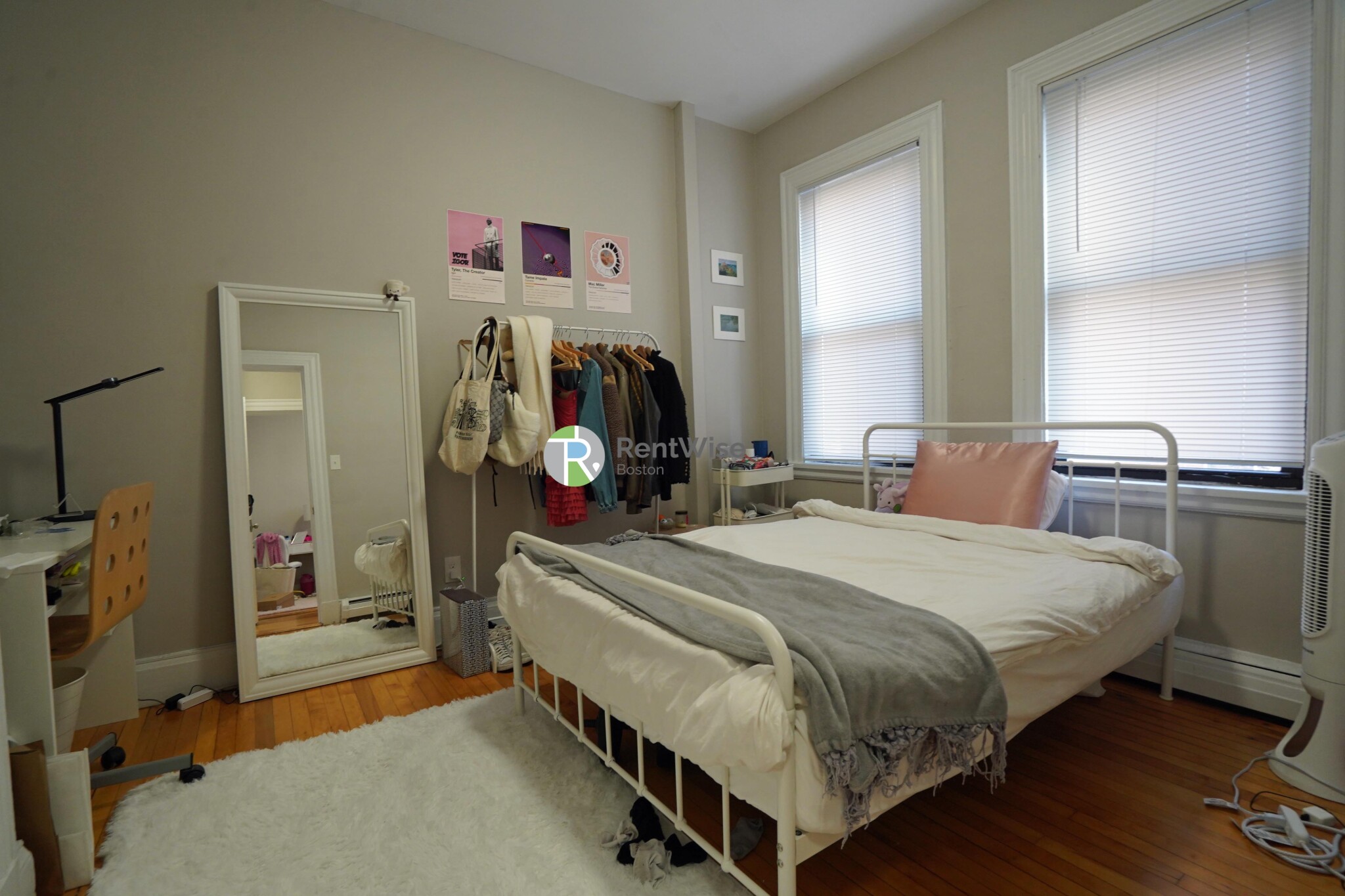 72 Gardner St, Allston