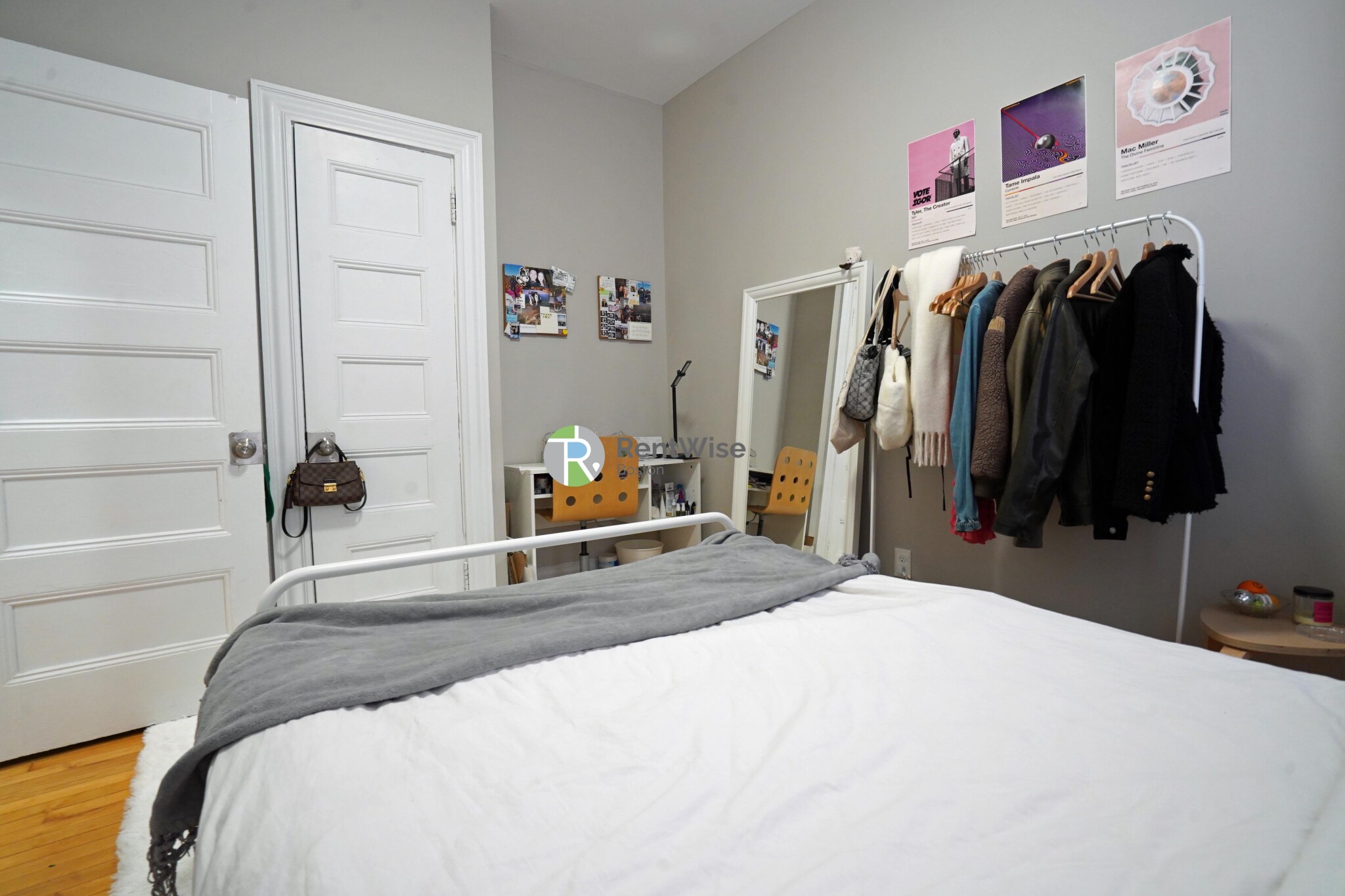 72 Gardner St, Allston