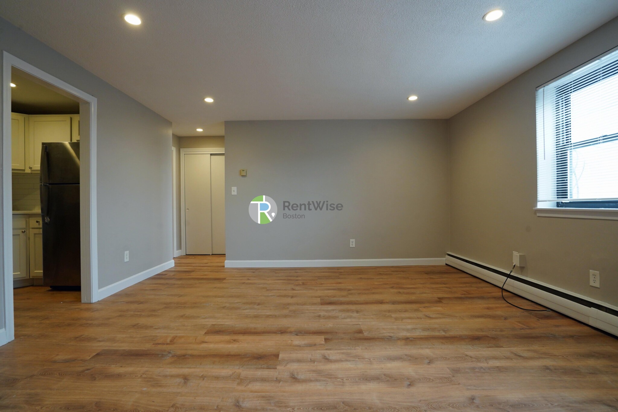 77 Mason Ter, Coolidge Corner