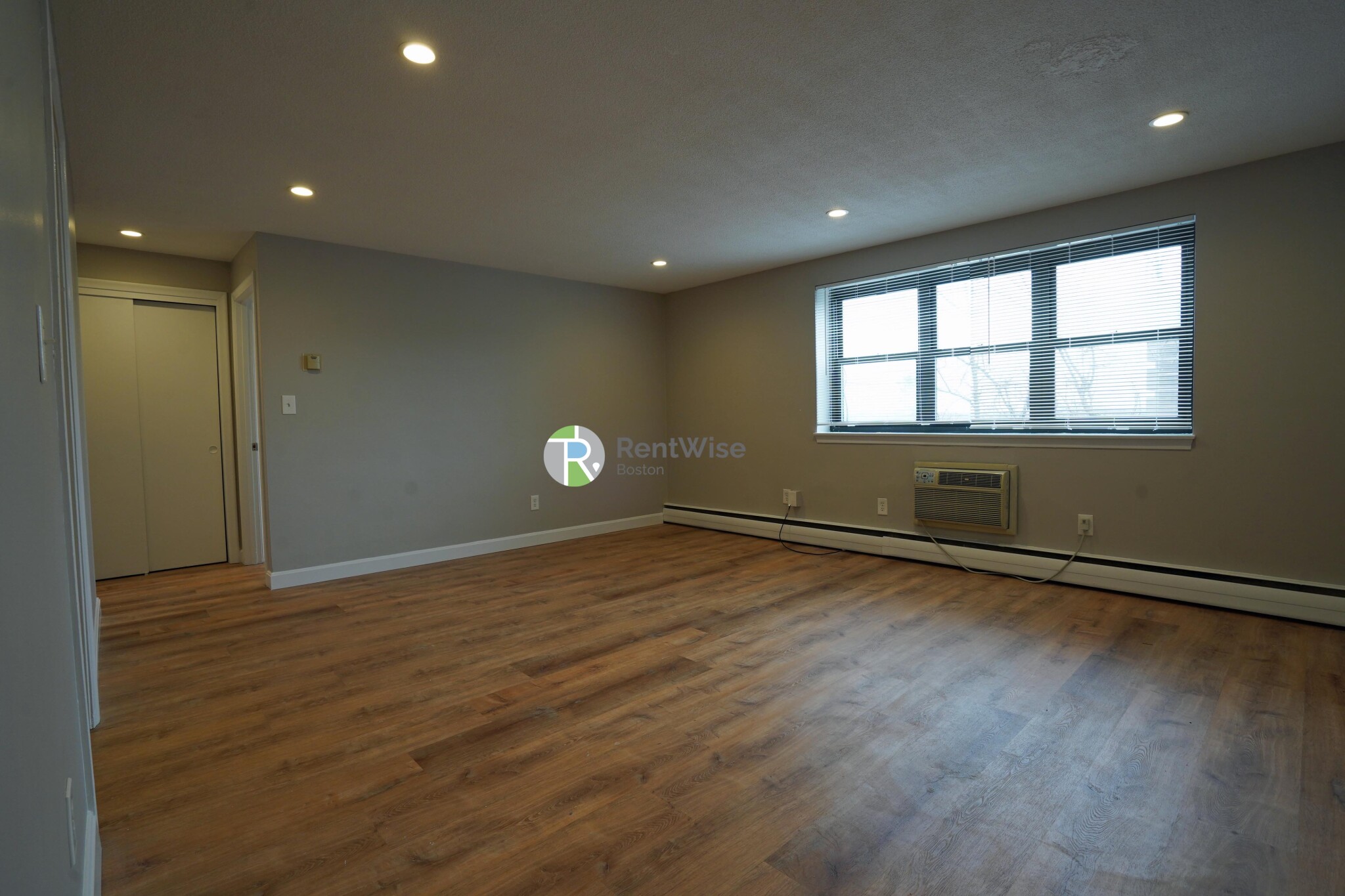 77 Mason Ter, Coolidge Corner