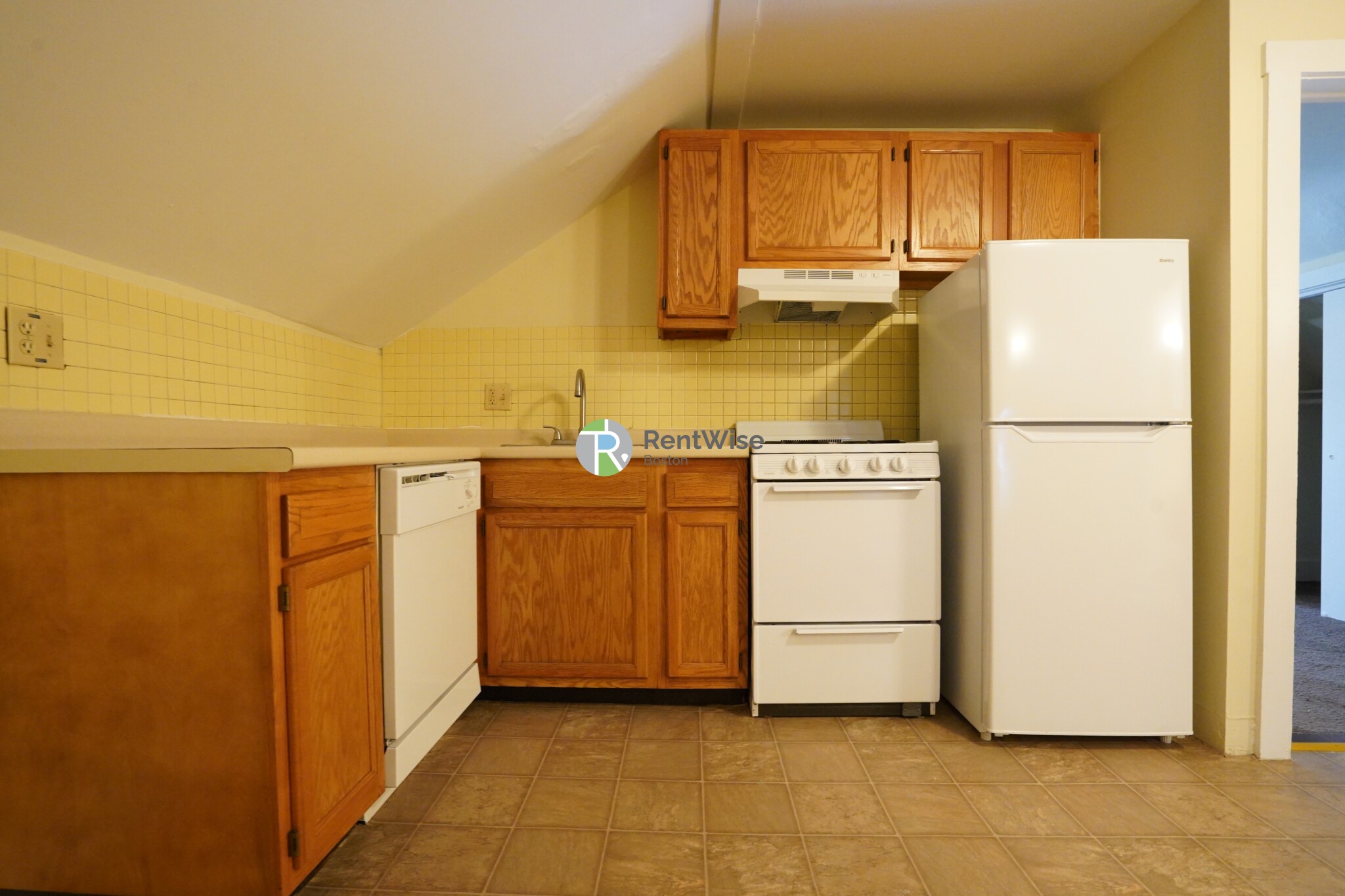 45 Waban St, Newtonville