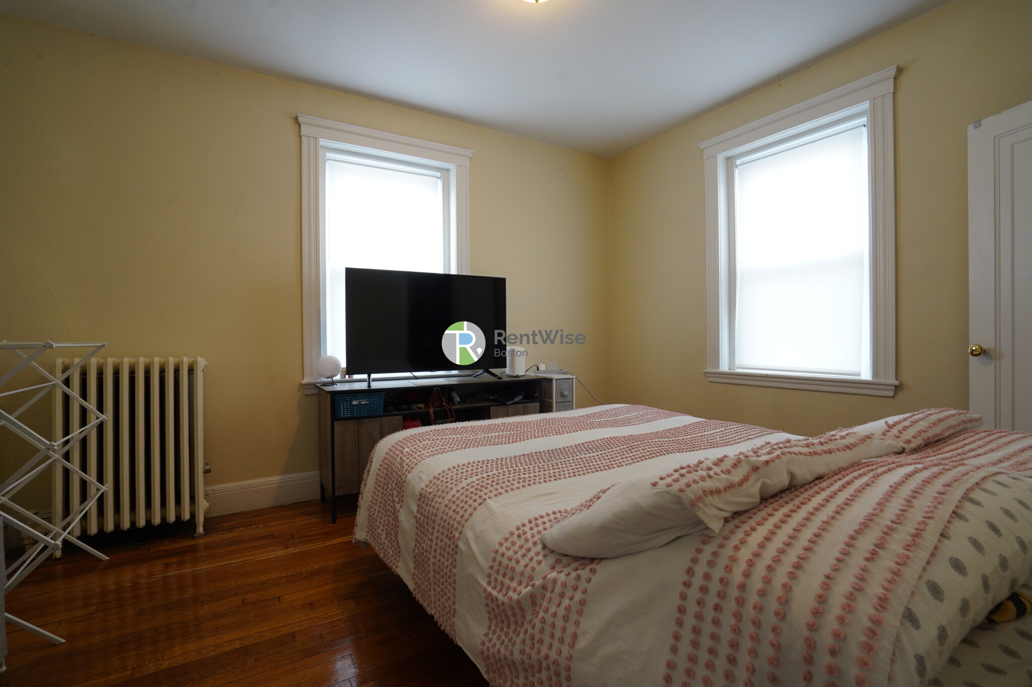 55 Linden St, Allston