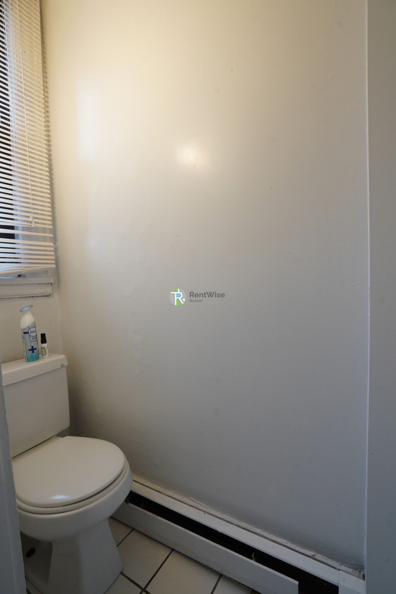 72 Gardner St, Allston