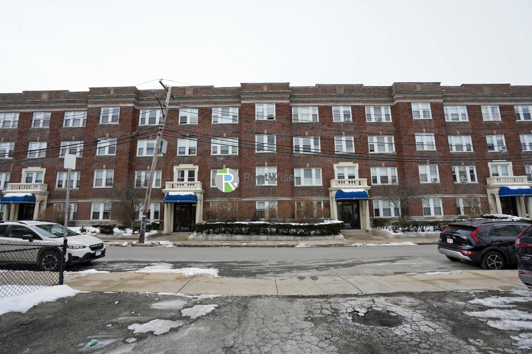 43 Linden St, Allston