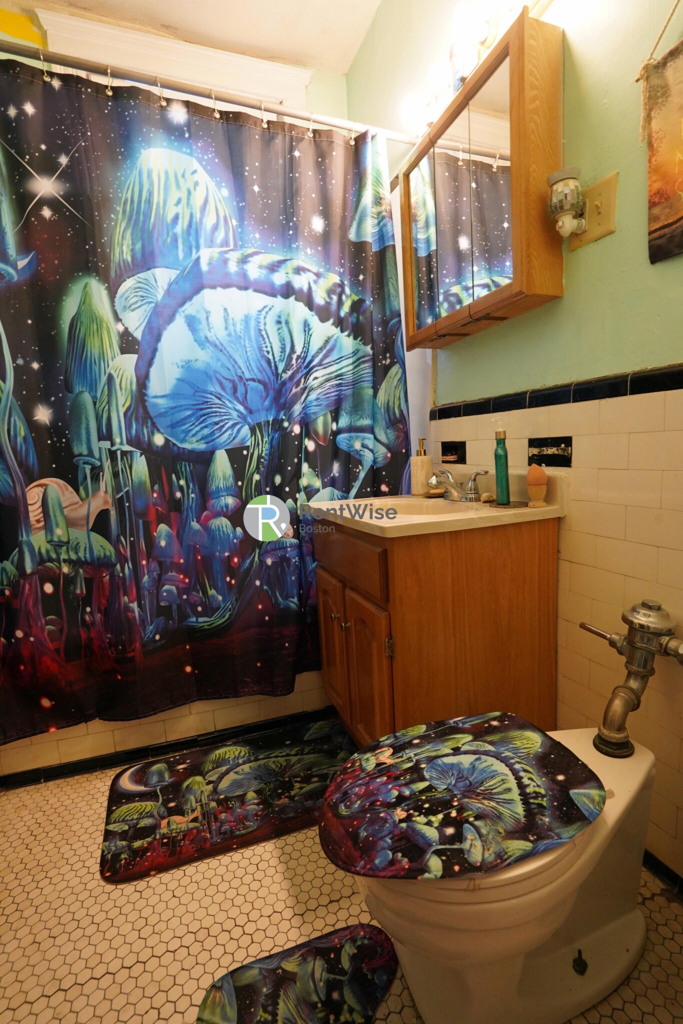 47 Linden St, Allston