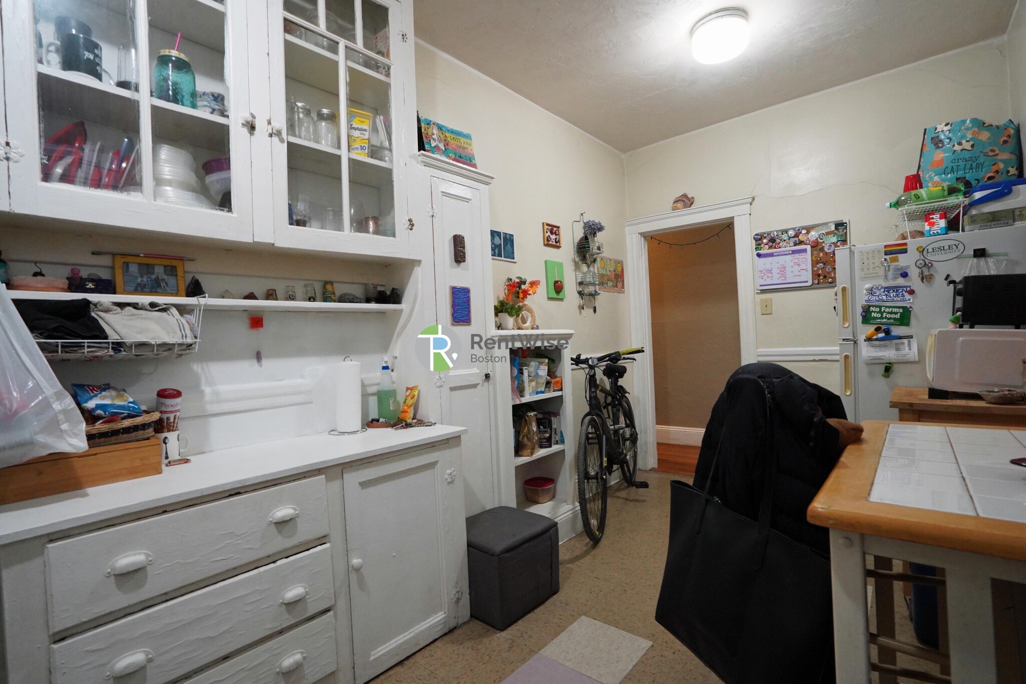 47 Linden St, Allston