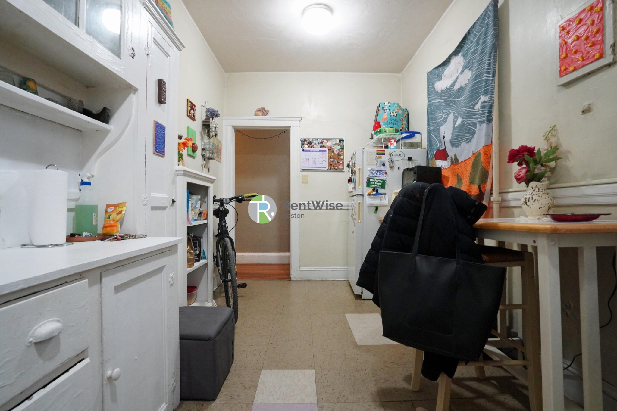 47 Linden St, Allston