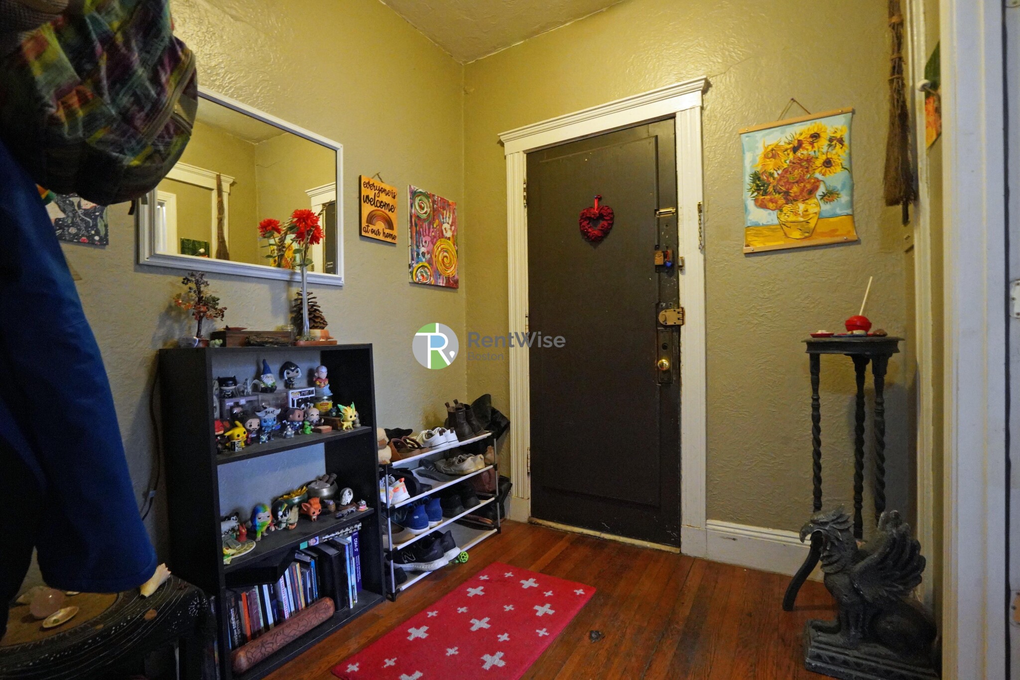 47 Linden St, Allston