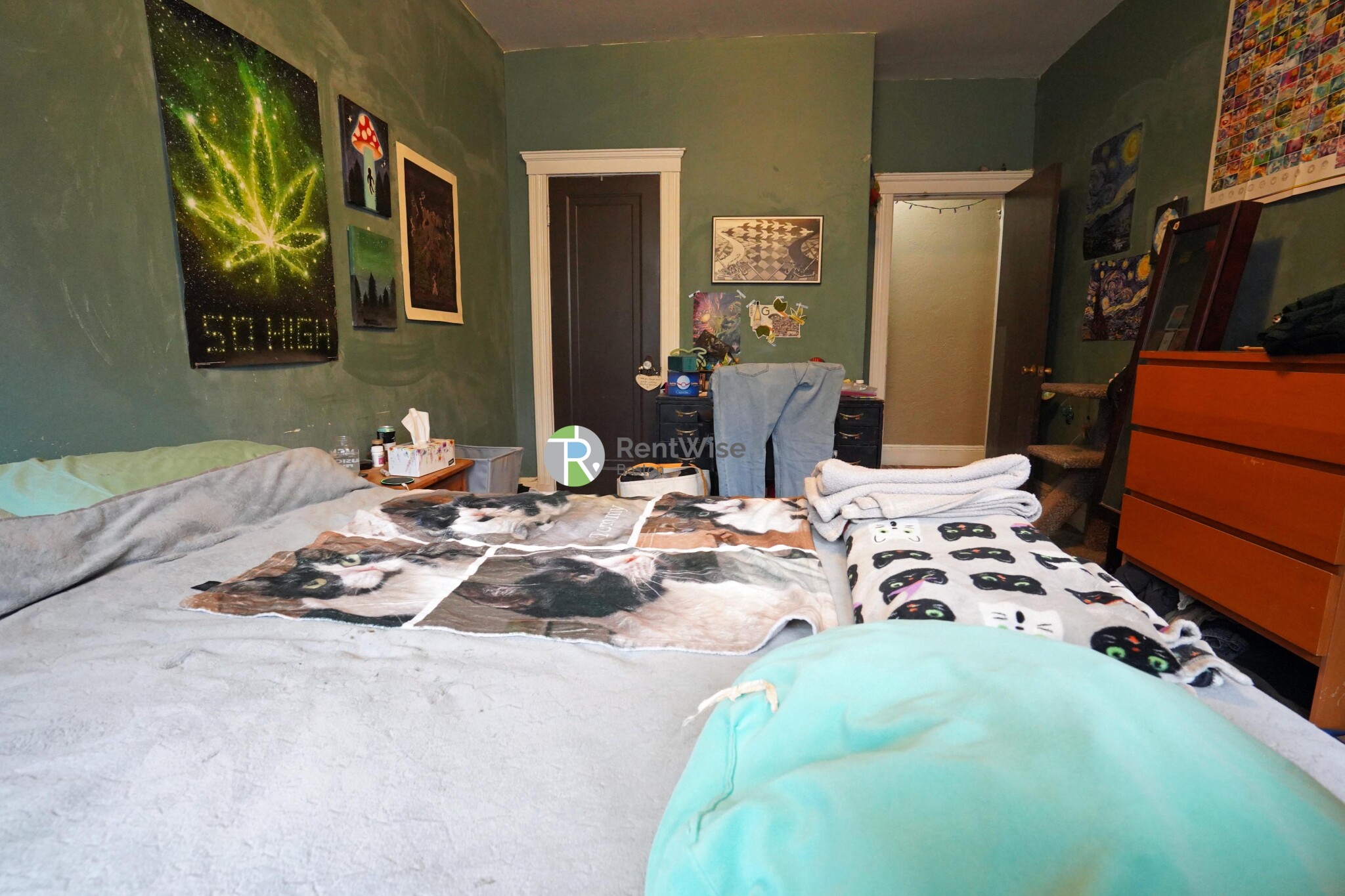 47 Linden St, Allston