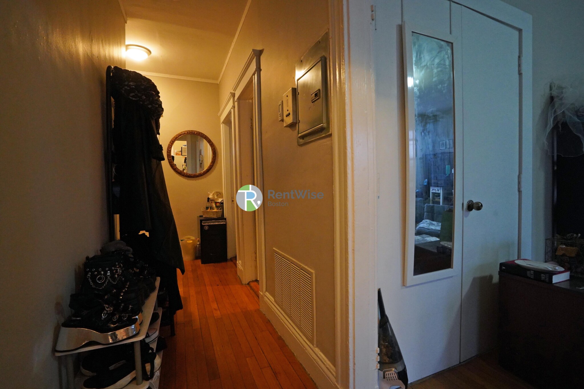 3 Lorraine Ter, Allston