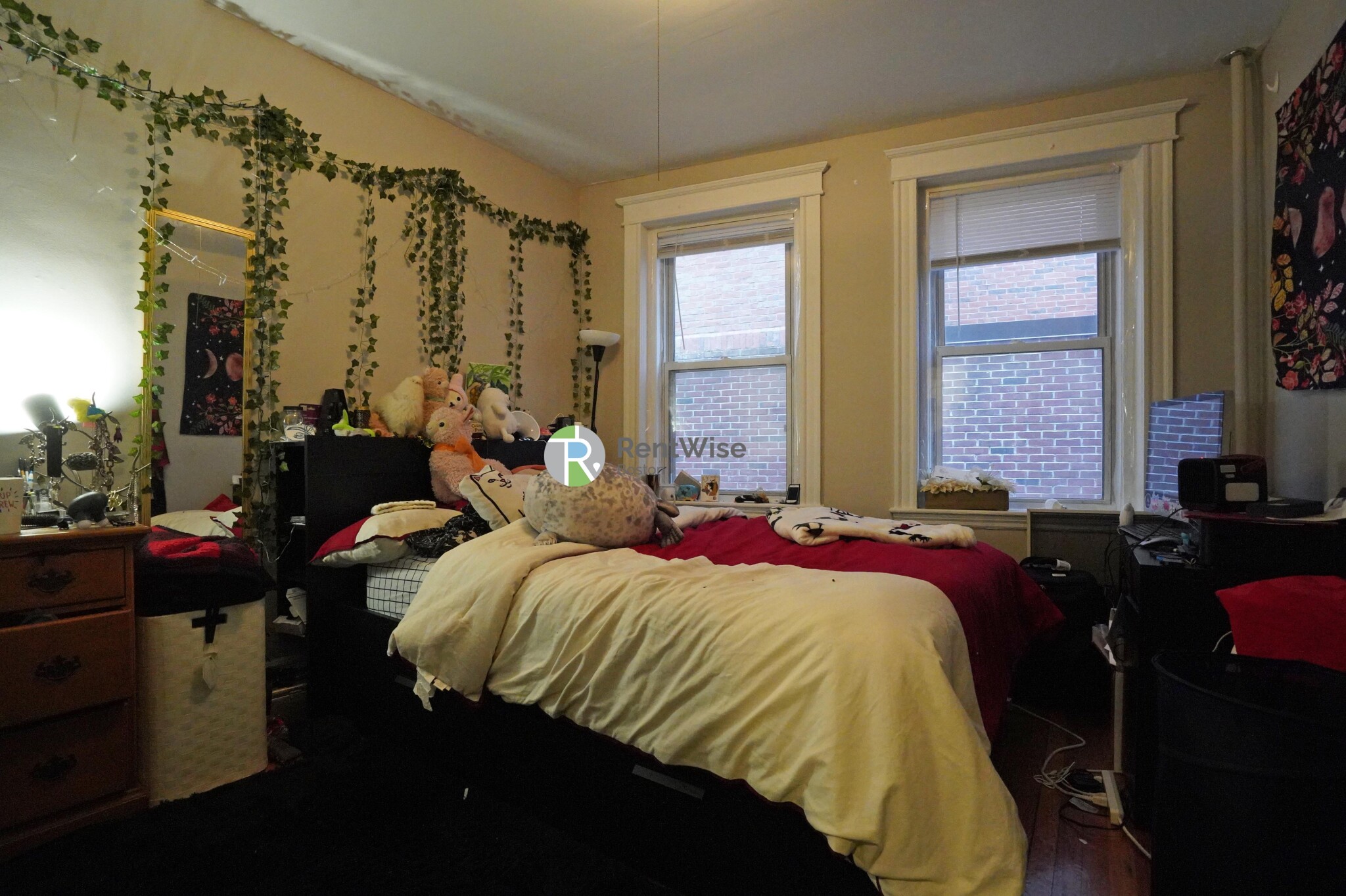 3 Lorraine Ter, Allston