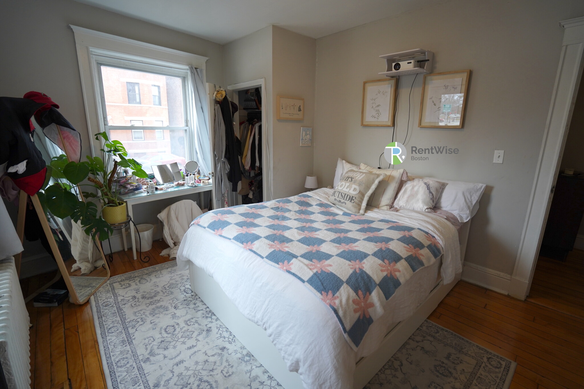 218 South St, Jamaica Plain