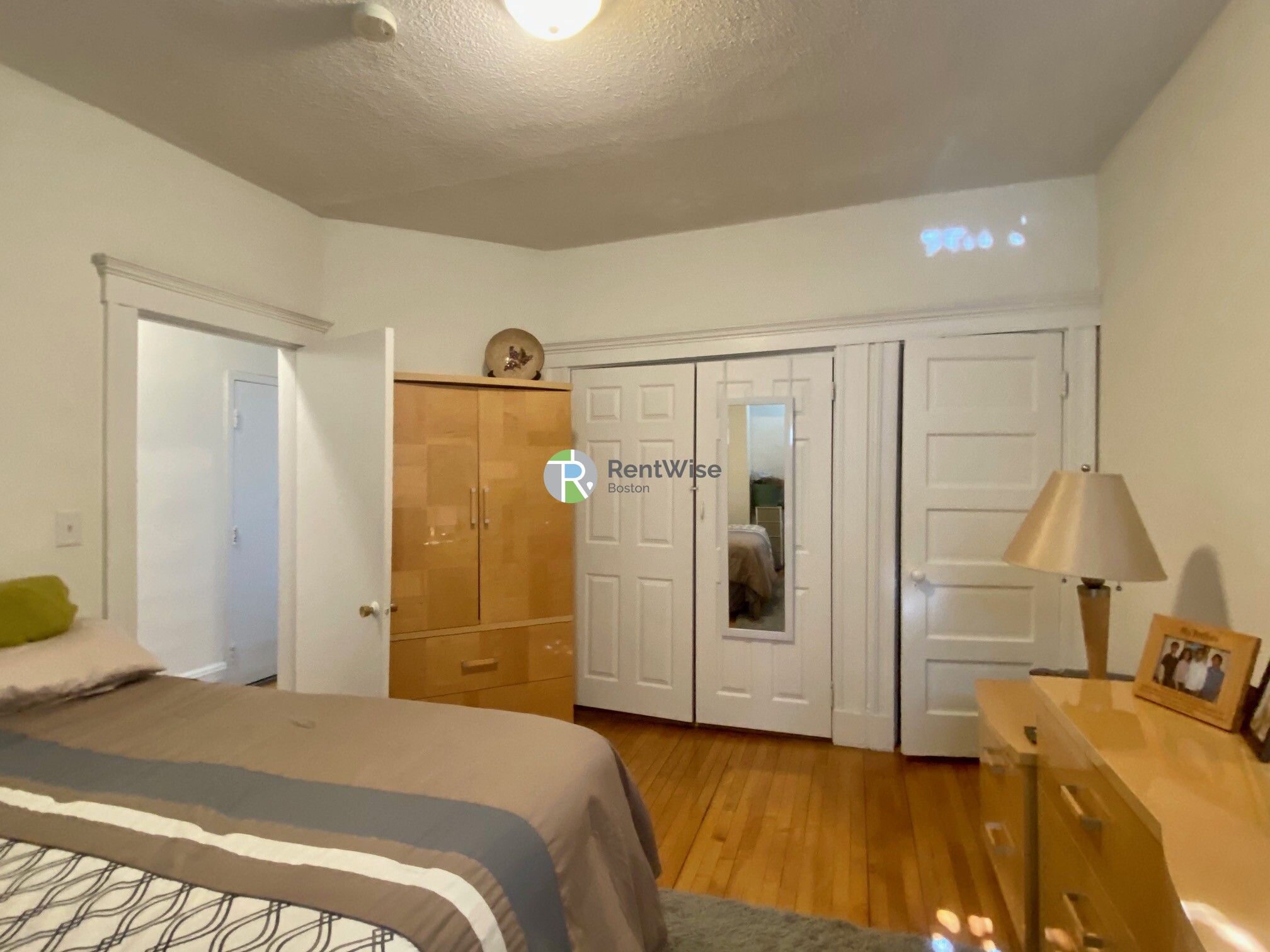 1322 Commonwealth Ave, Allston