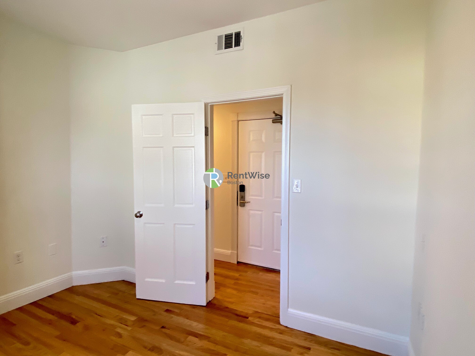 10 Brainerd Rd, Allston