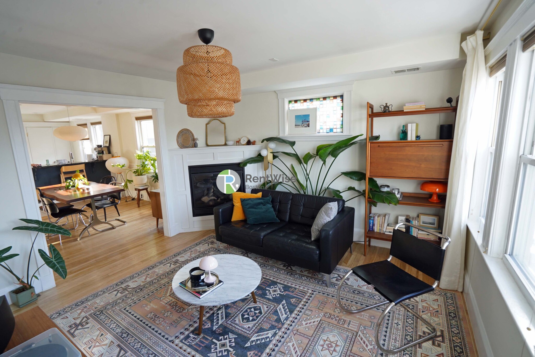 238 Hyde Park Ave, Jamaica Plain