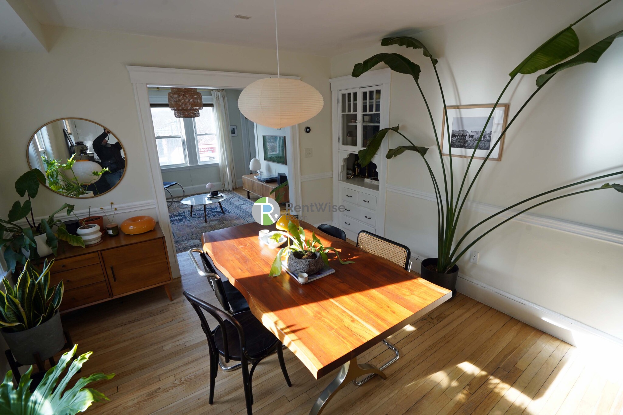 238 Hyde Park Ave, Jamaica Plain