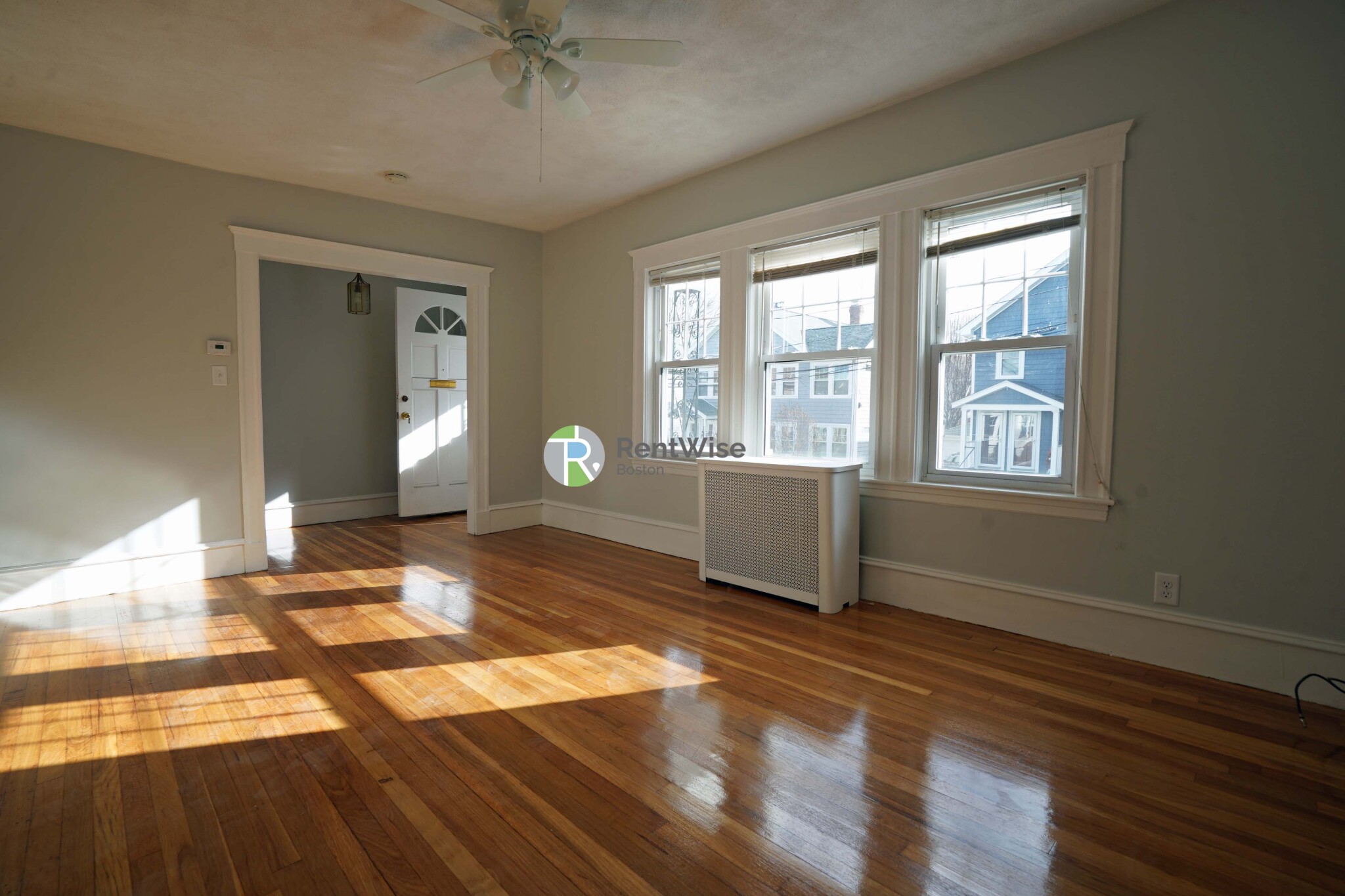 34 Dickinson Rd, Brighton