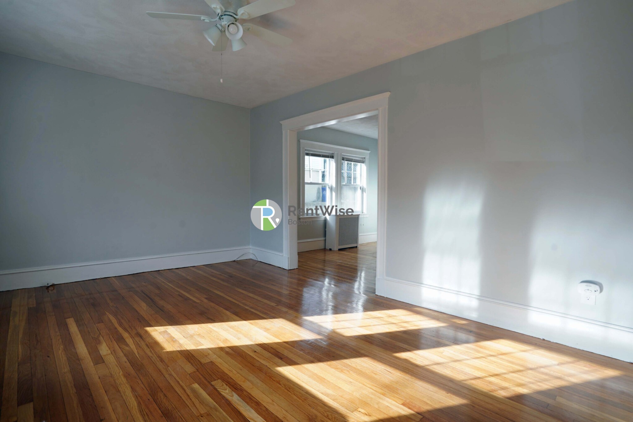 34 Dickinson Rd, Brighton