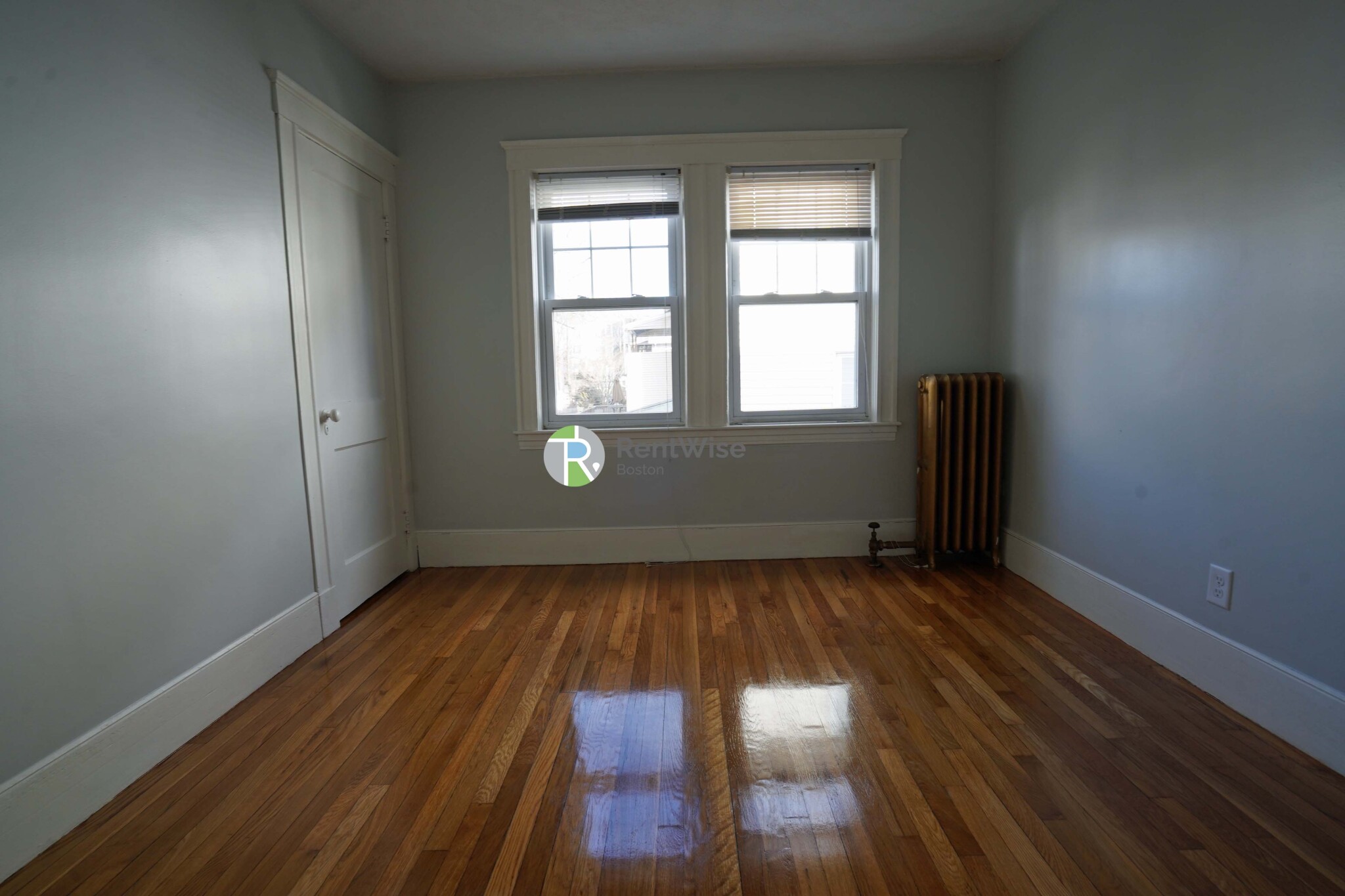 34 Dickinson Rd, Brighton