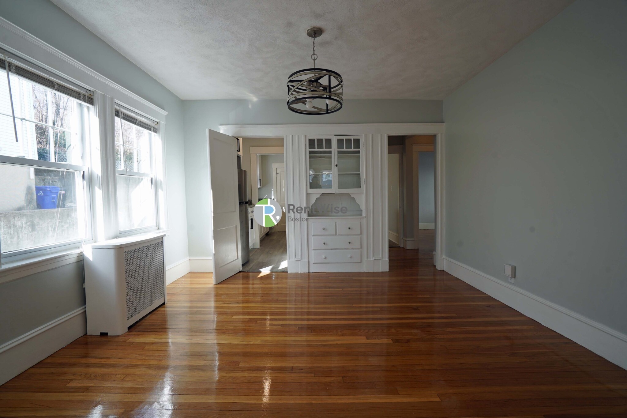 34 Dickinson Rd, Brighton