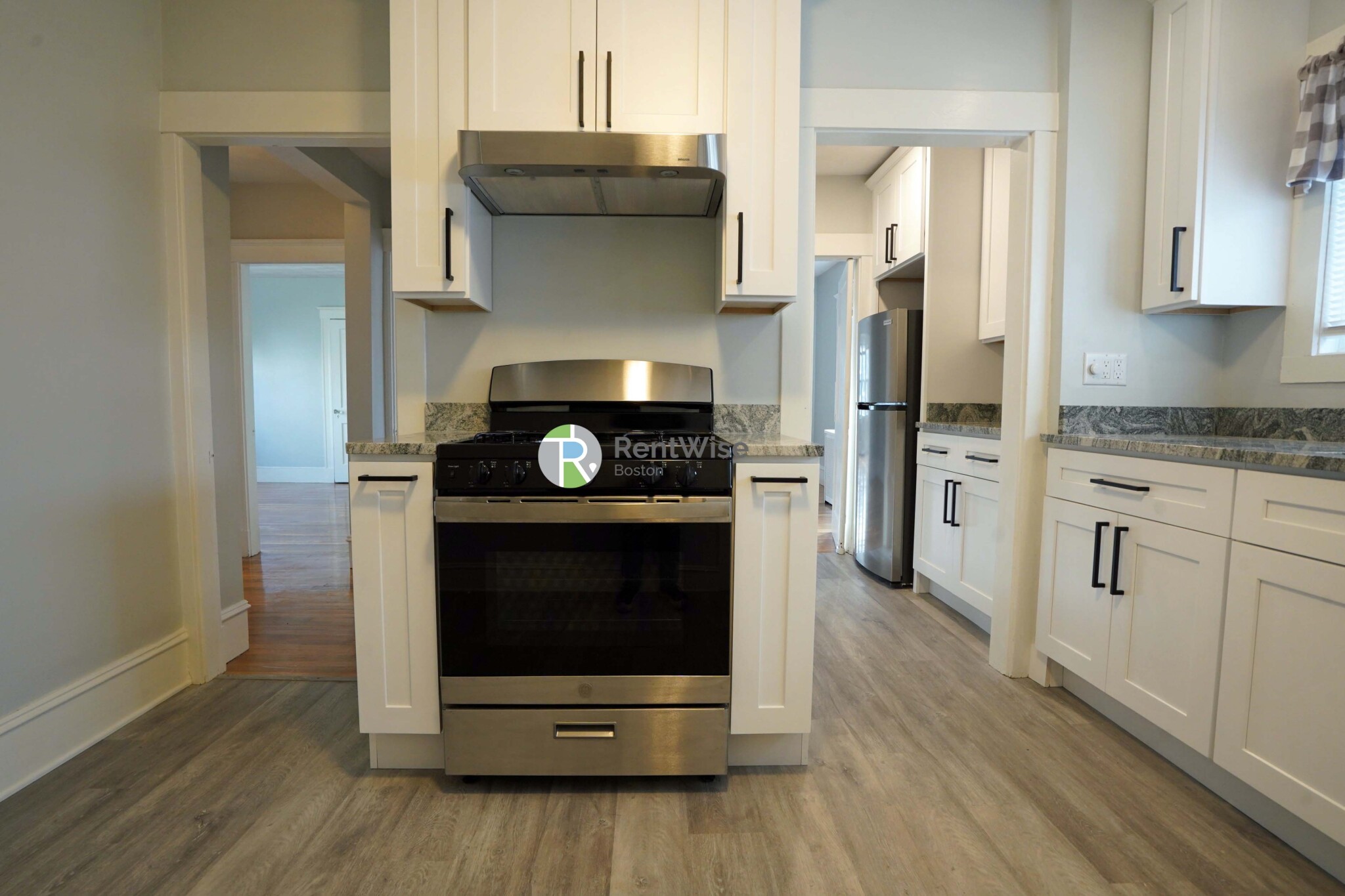 34 Dickinson Rd, Brighton