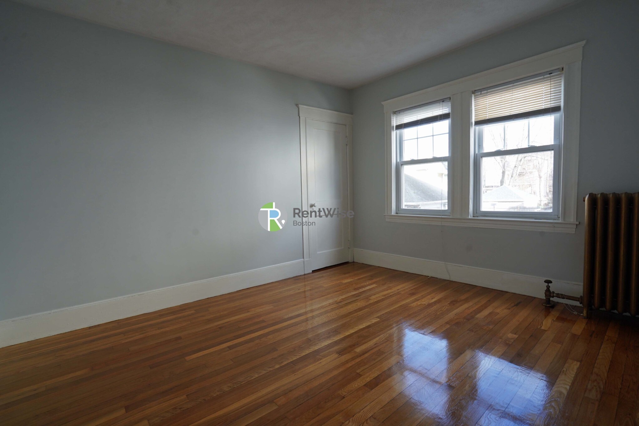 34 Dickinson Rd, Brighton