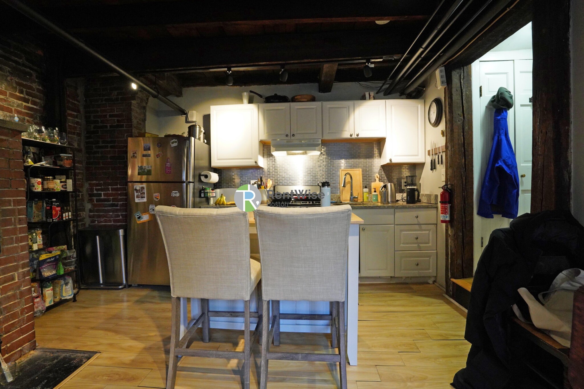 1 Champney Pl, Beacon Hill