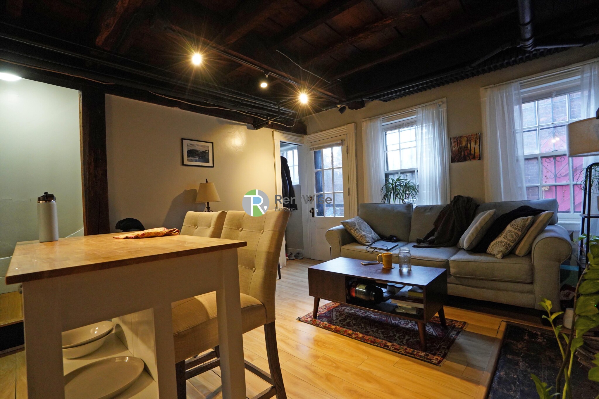 1 Champney Pl, Beacon Hill