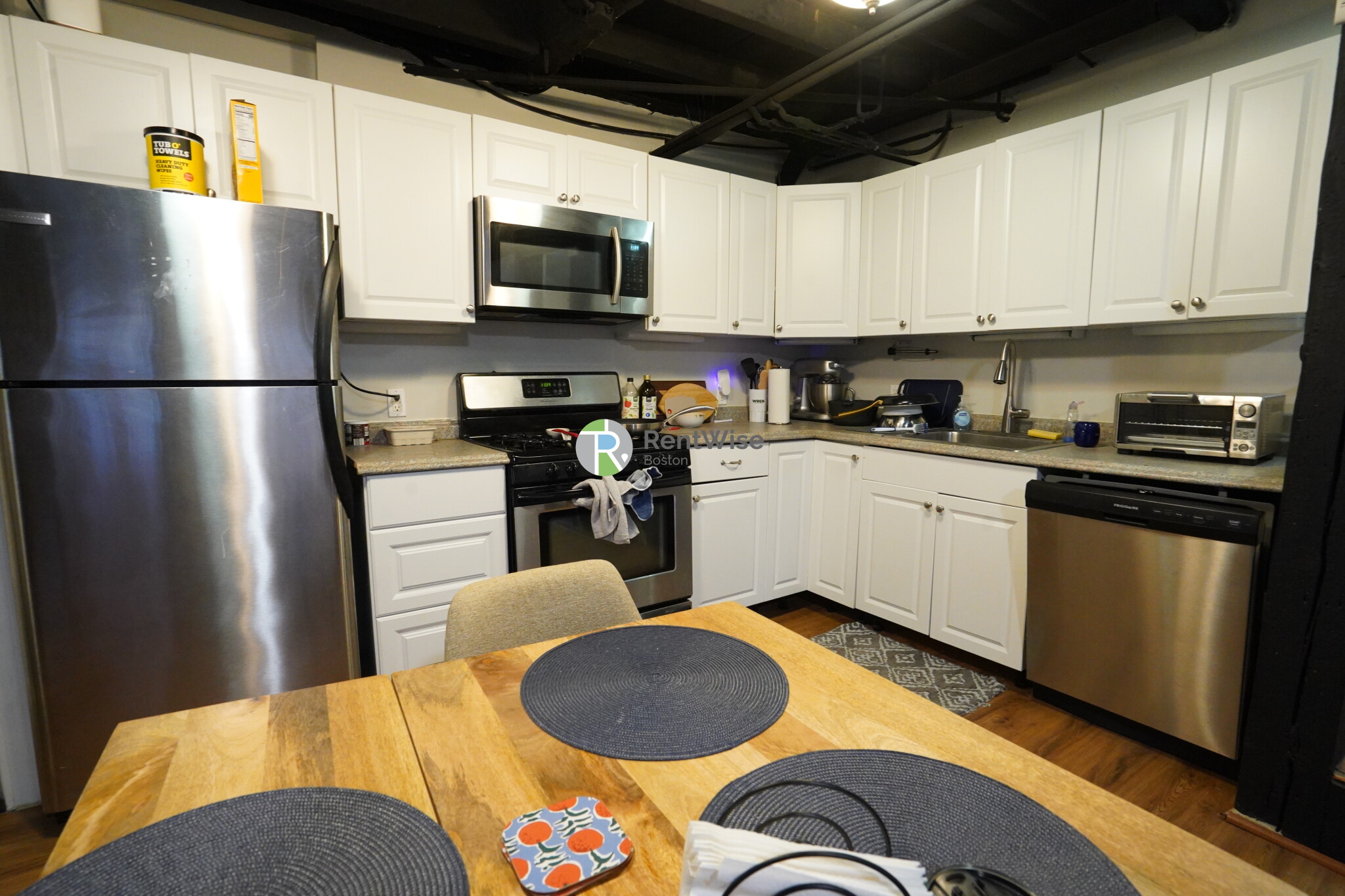 3 Champney Pl, Beacon Hill