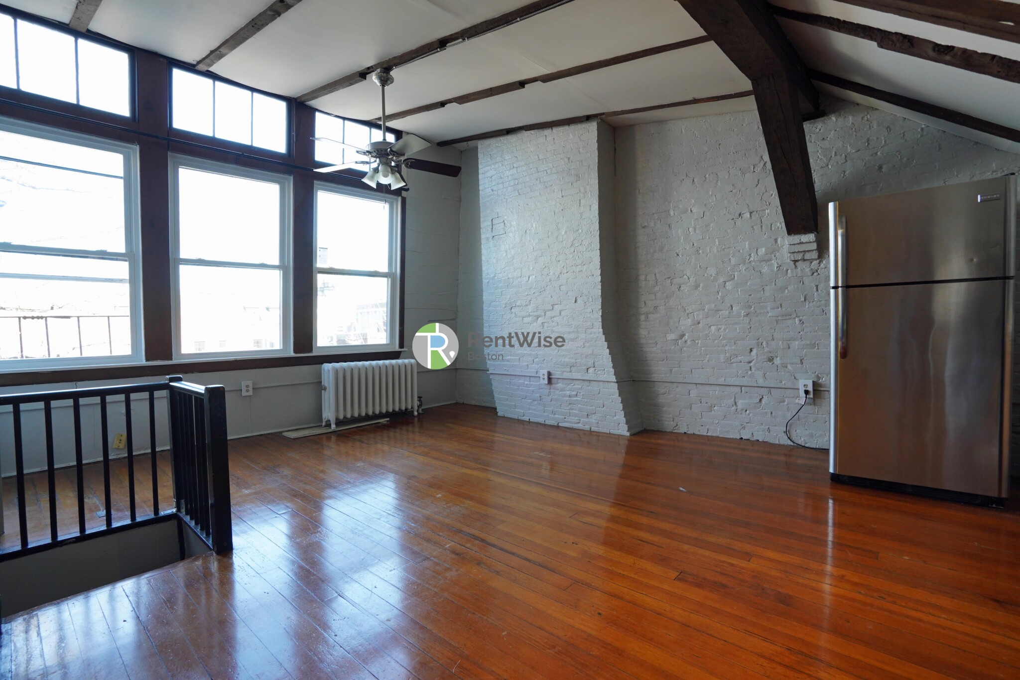 3 Champney Pl, Beacon Hill