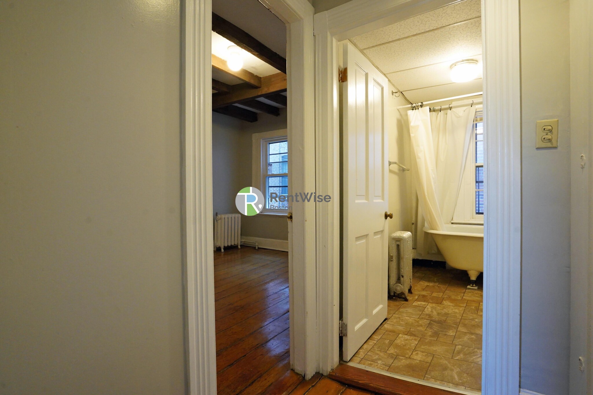 3 Champney Pl, Beacon Hill