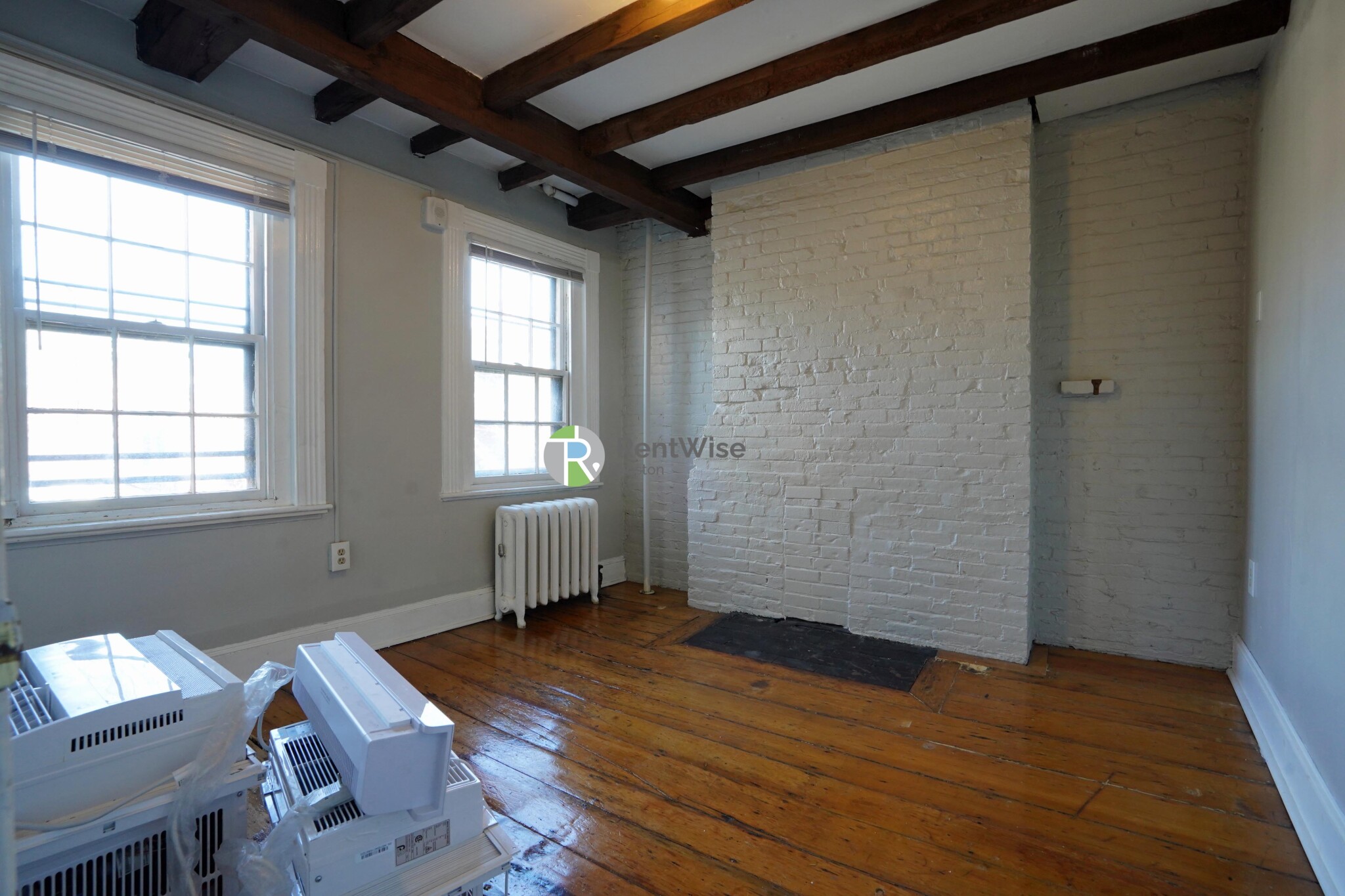 3 Champney Pl, Beacon Hill