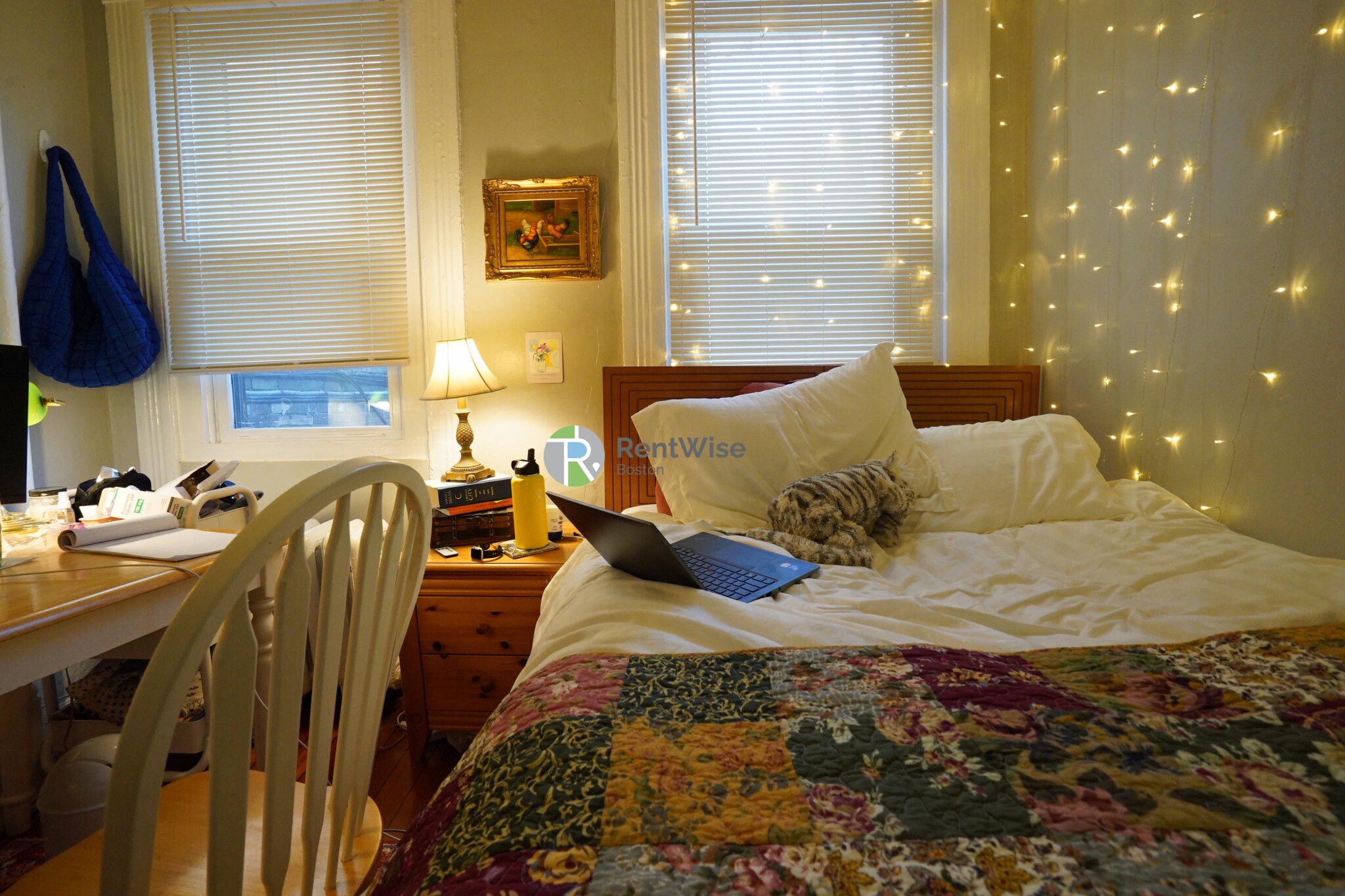 4 Champney Pl, Beacon Hill