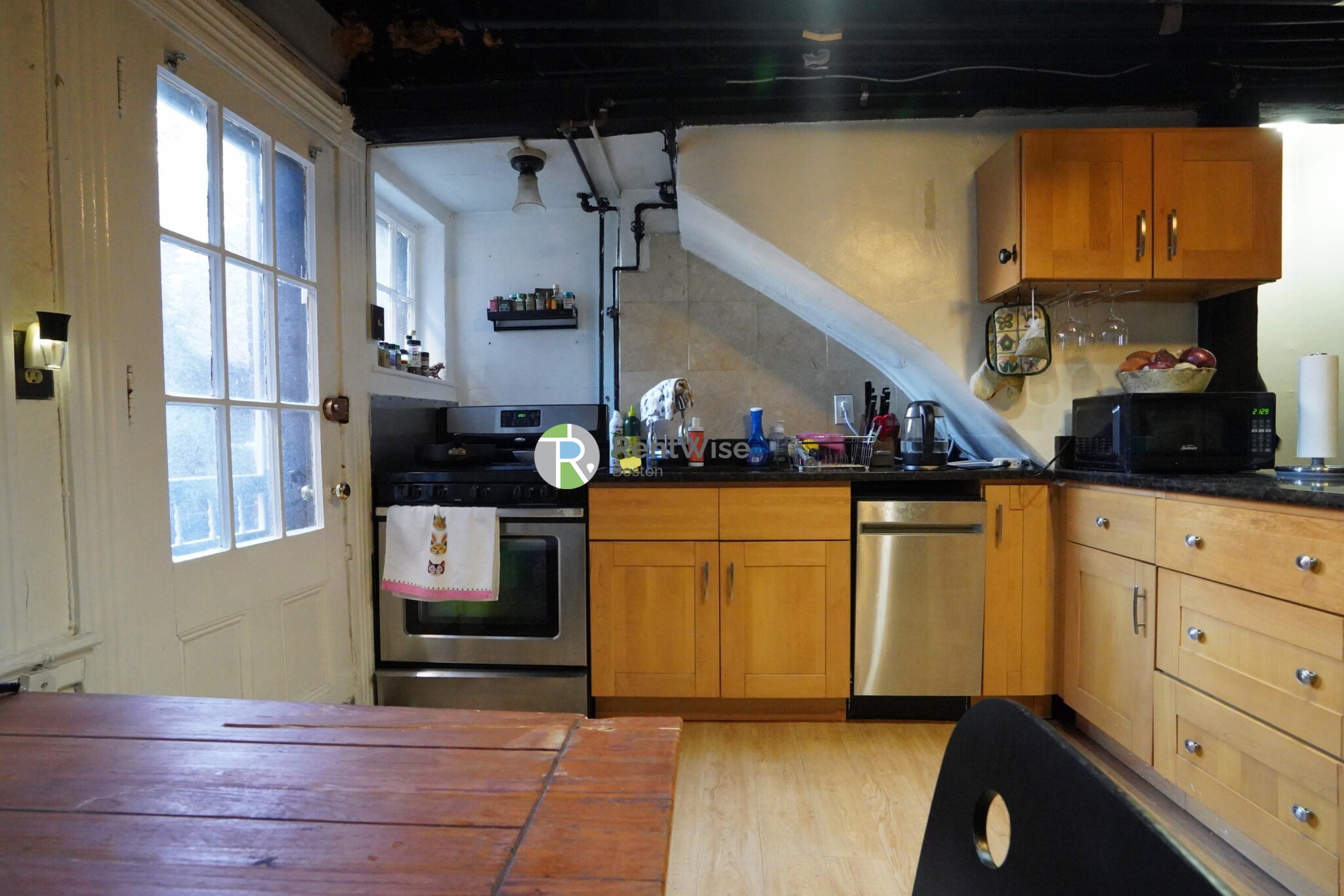 4 Champney Pl, Beacon Hill