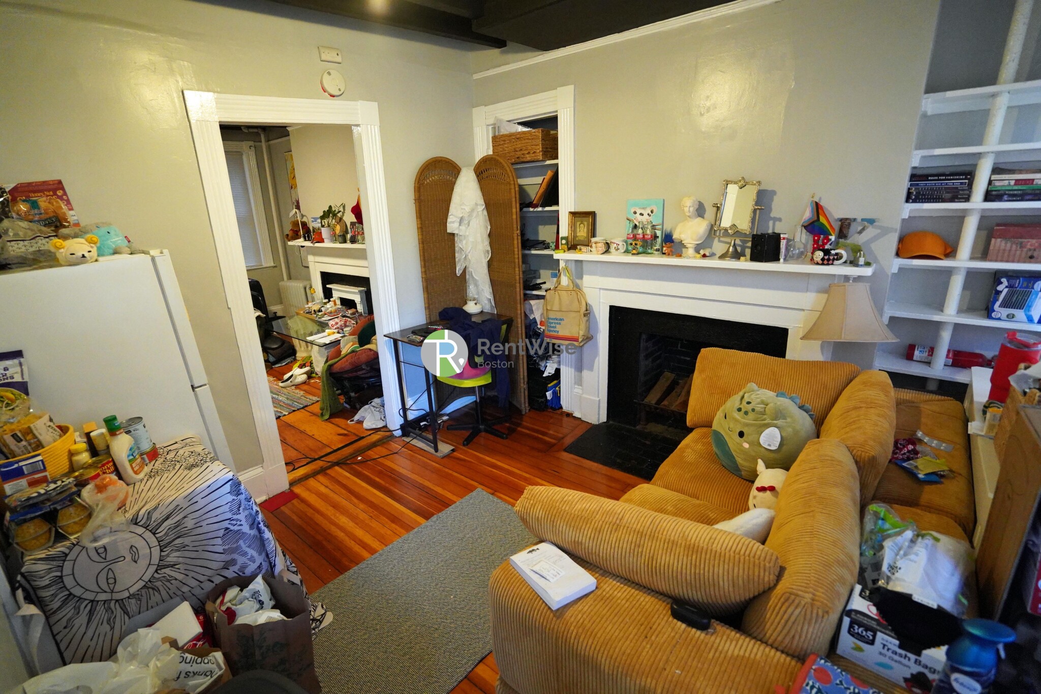 4 Champney Pl, Beacon Hill