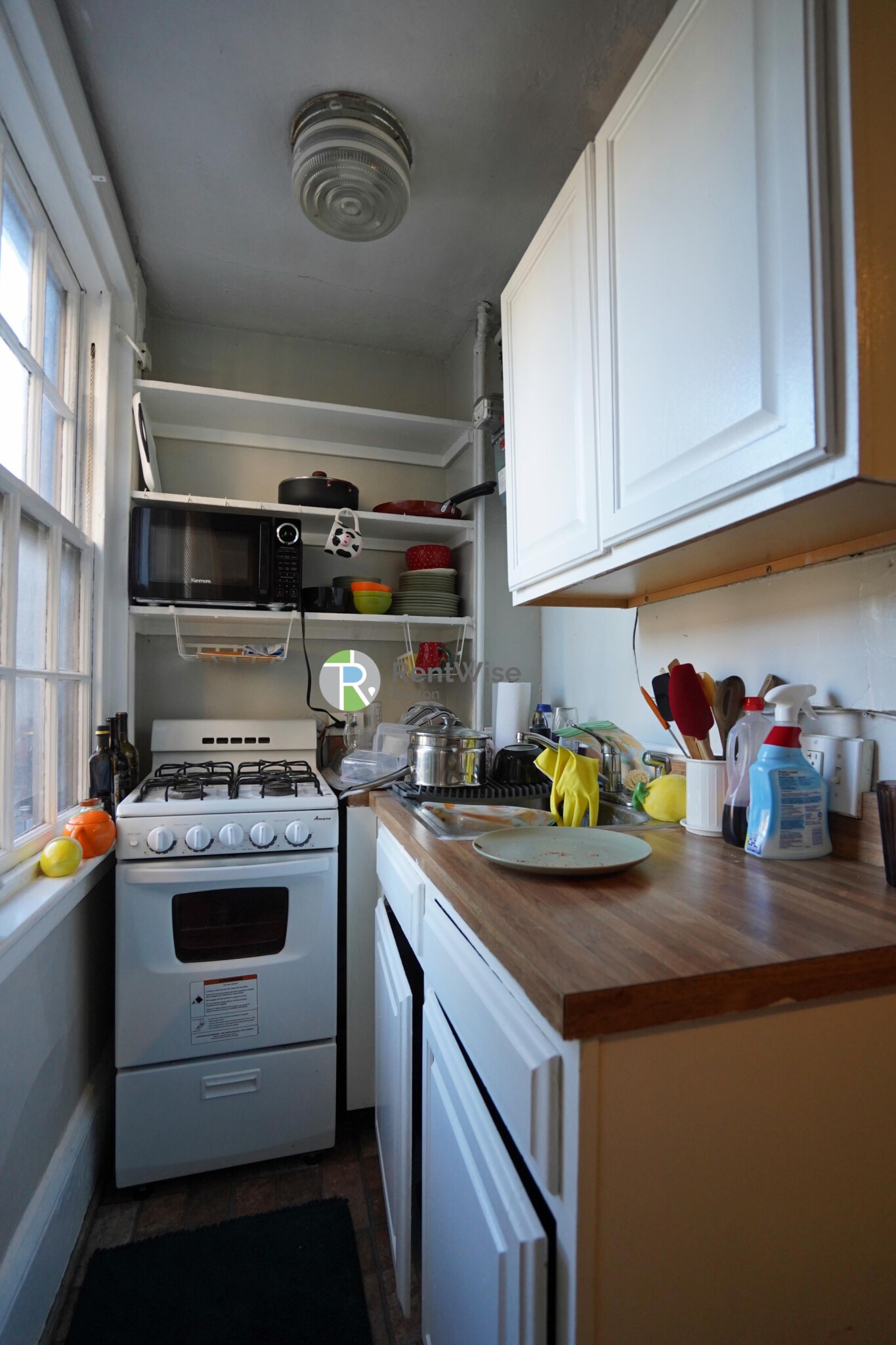 4 Champney Pl, Beacon Hill