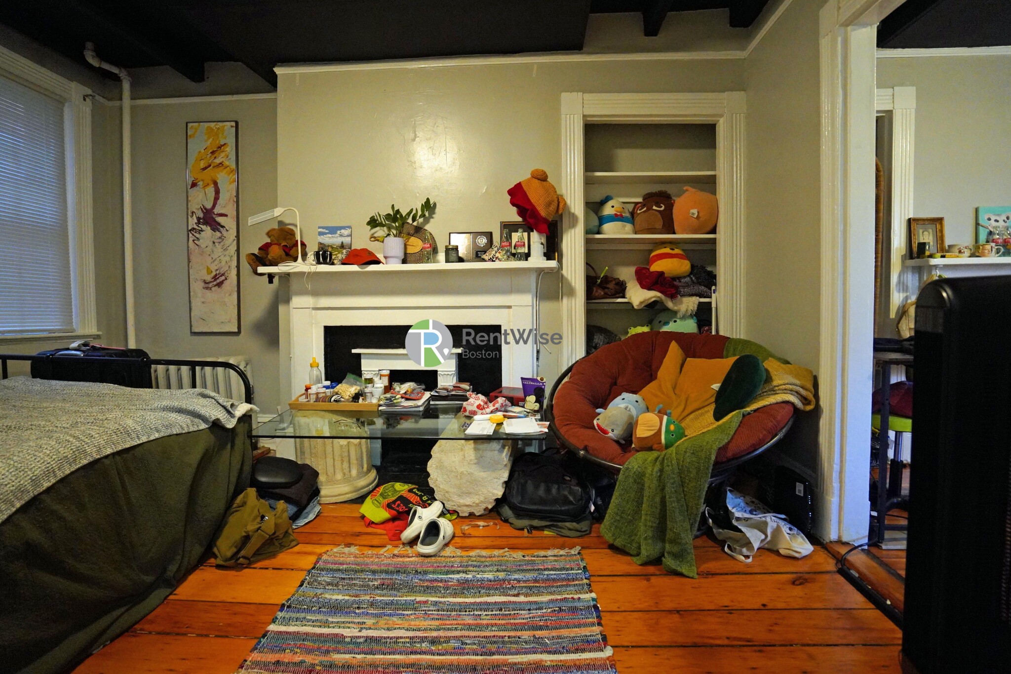 4 Champney Pl, Beacon Hill