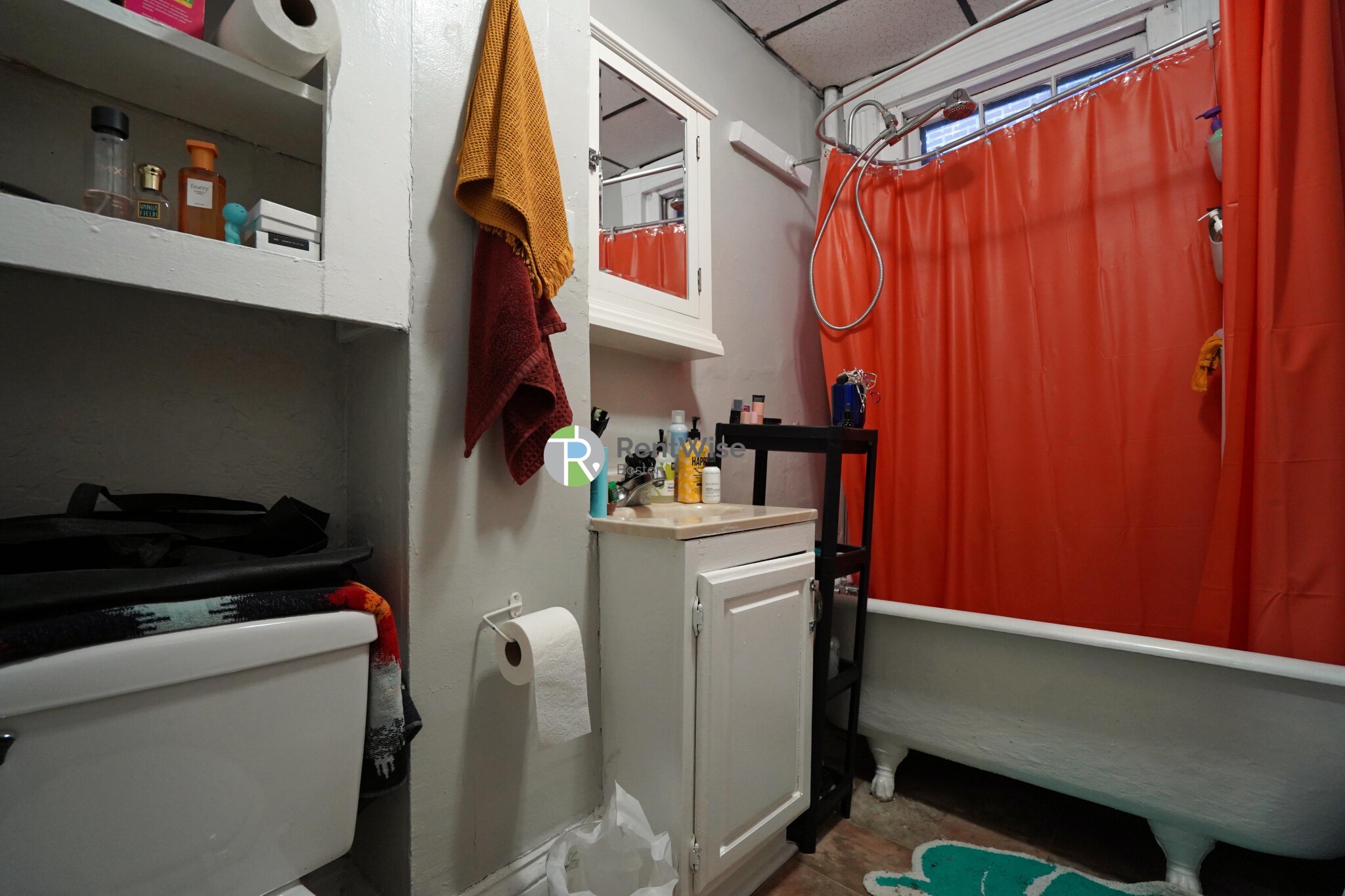 4 Champney Pl, Beacon Hill